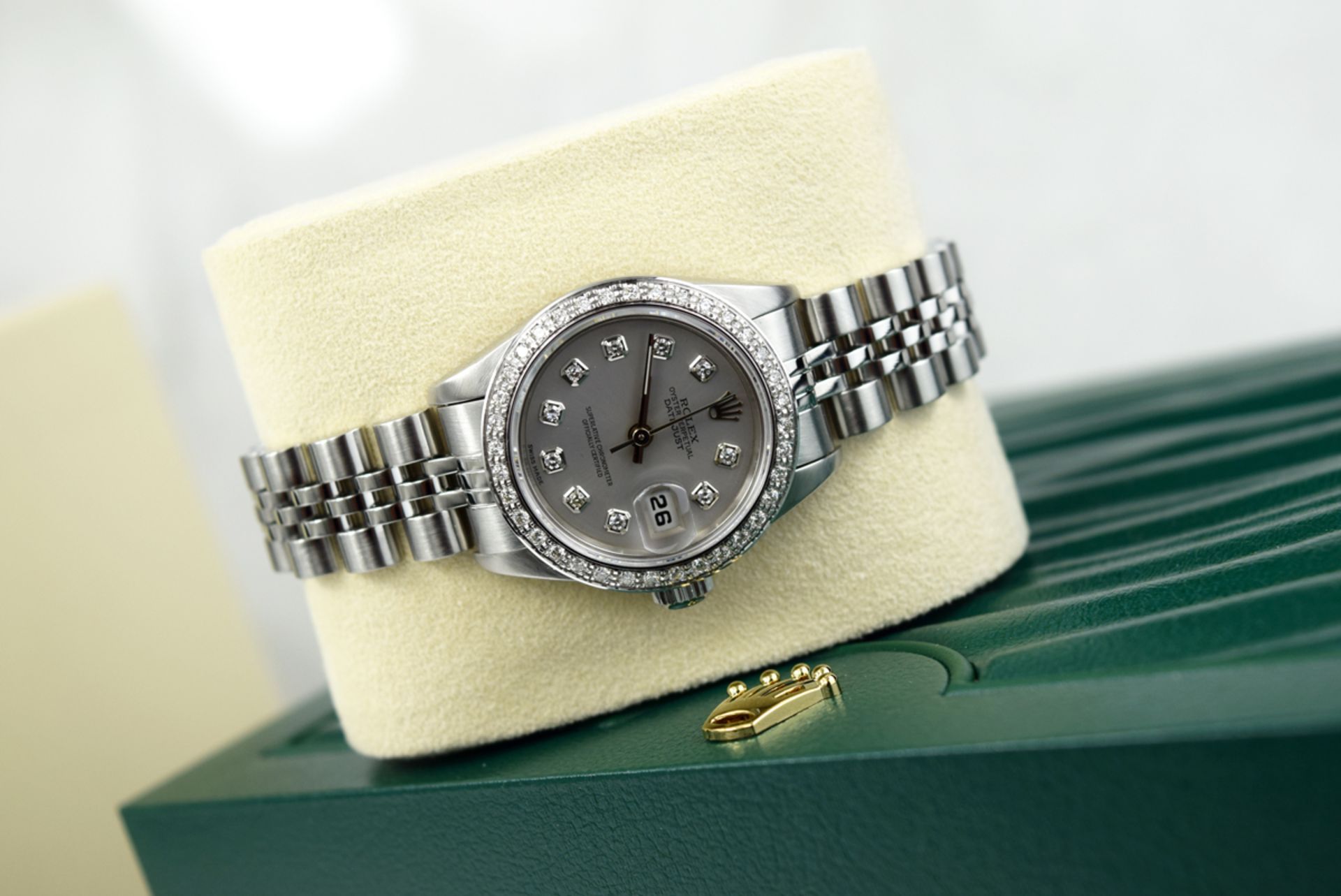 Rolex Steel & 18k White Gold *Diamond Encrusted* Lady DateJust with Silver Grey Diamond Dial - Image 12 of 12