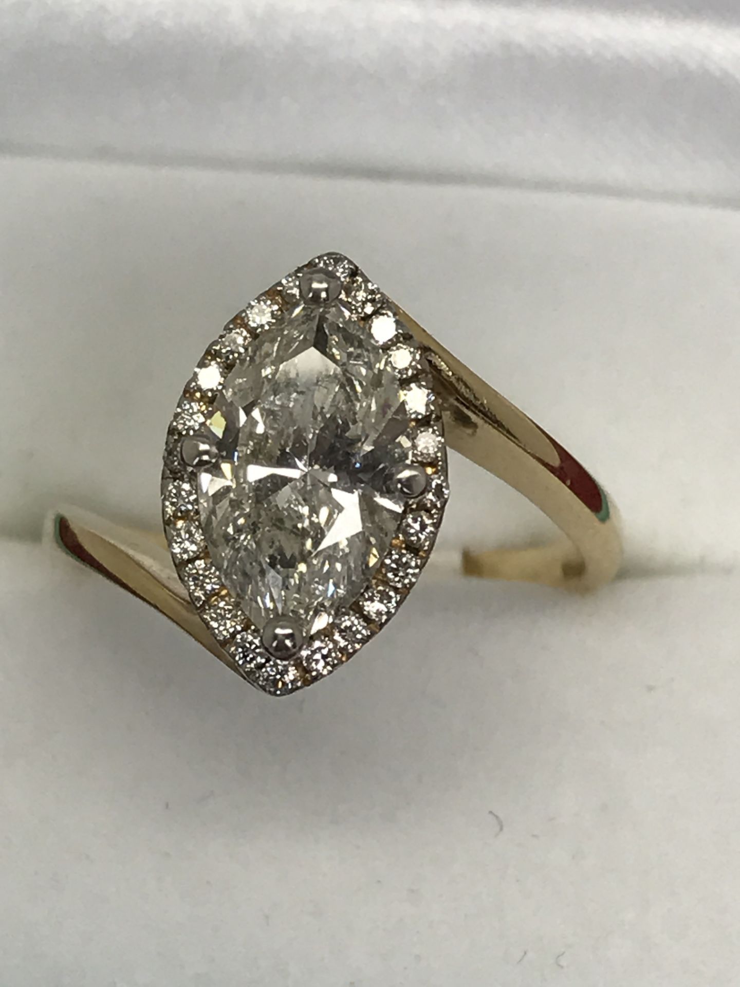 2.02ct MARQUISE DIAMOND SOLITAIRE RING