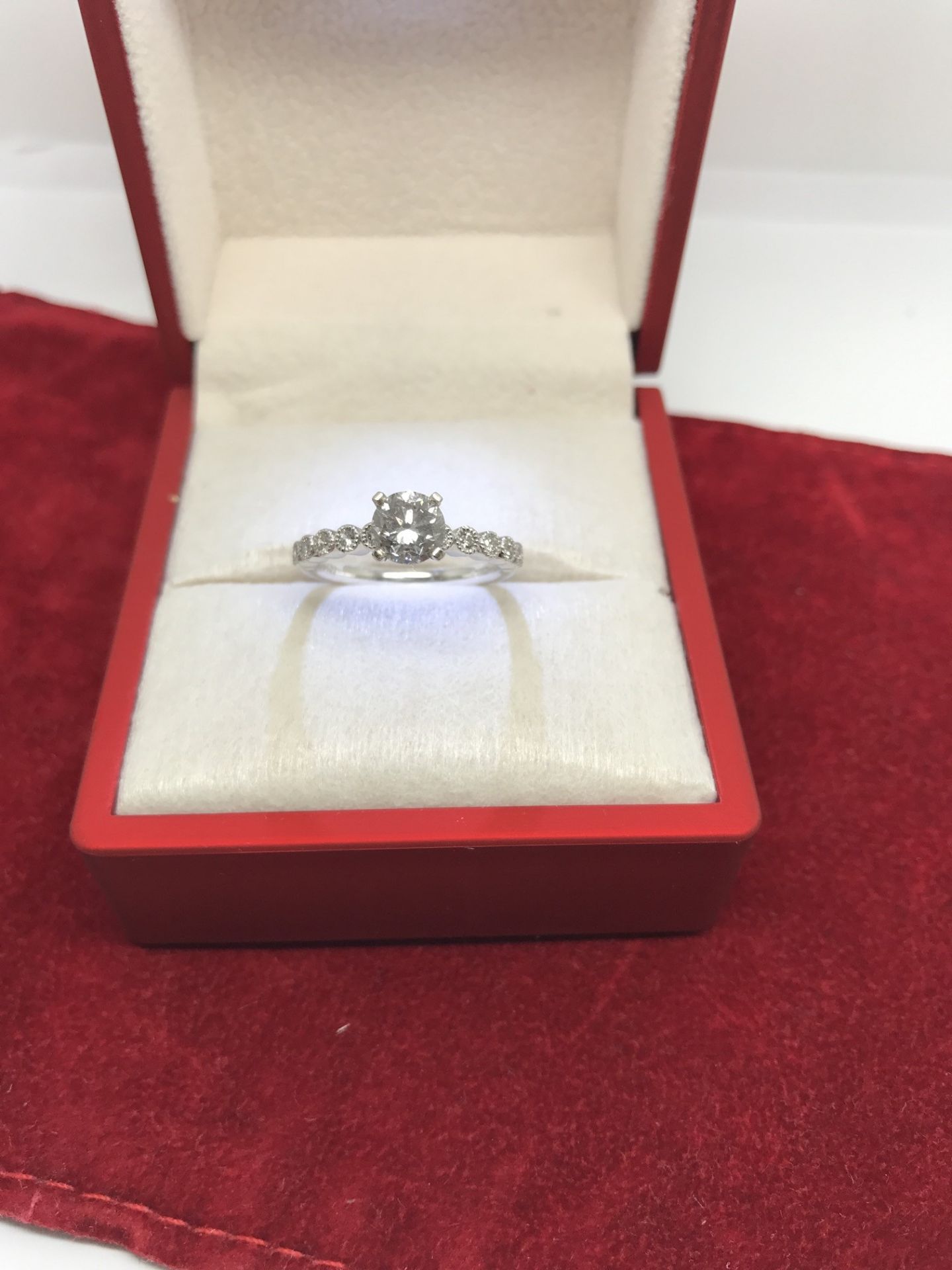 18ct WHITE GOLD 1.14ct DIAMOND RING