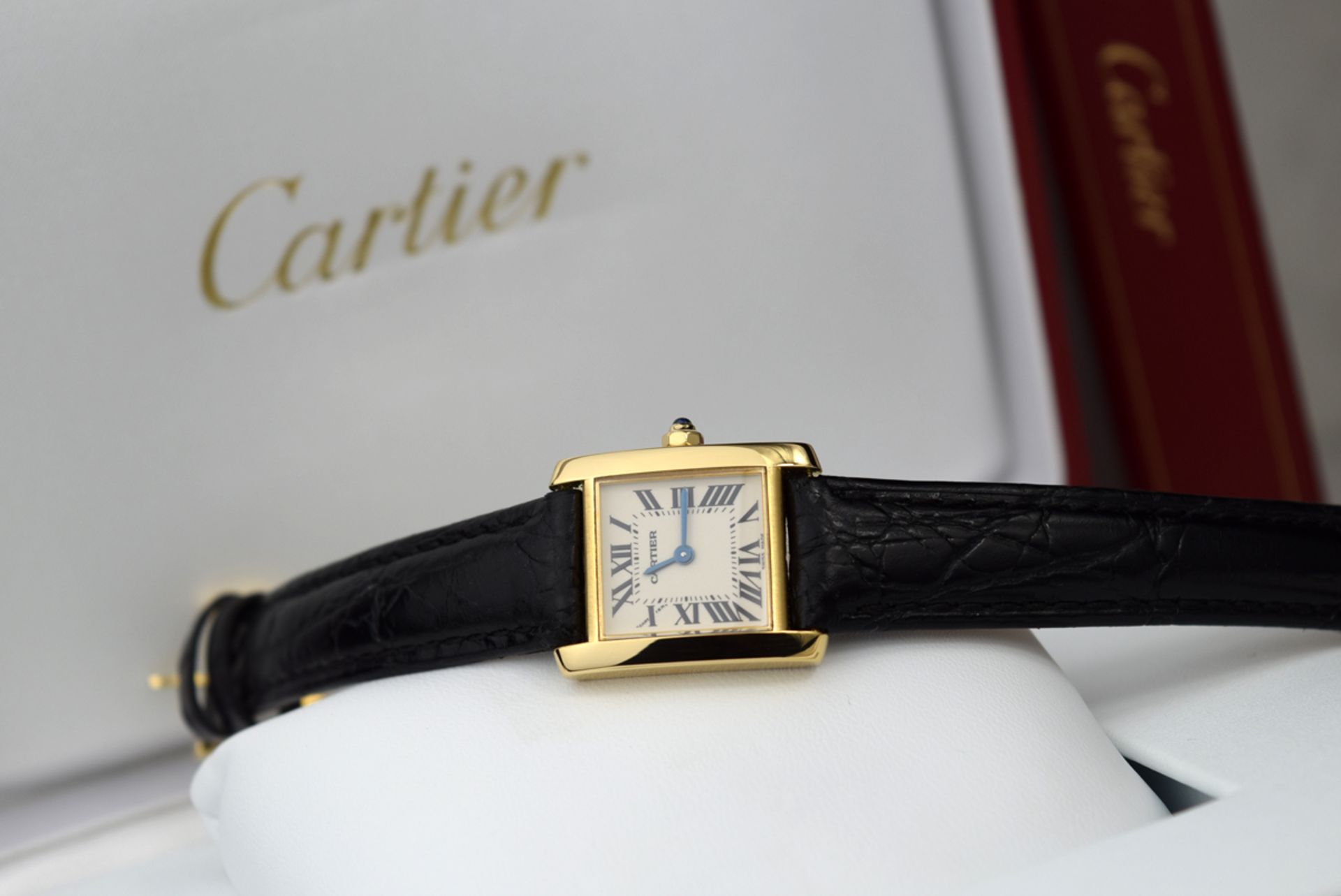CARTIER TANK '2385' - 18K GOLD WITH BOX & DOCS. - Image 5 of 12
