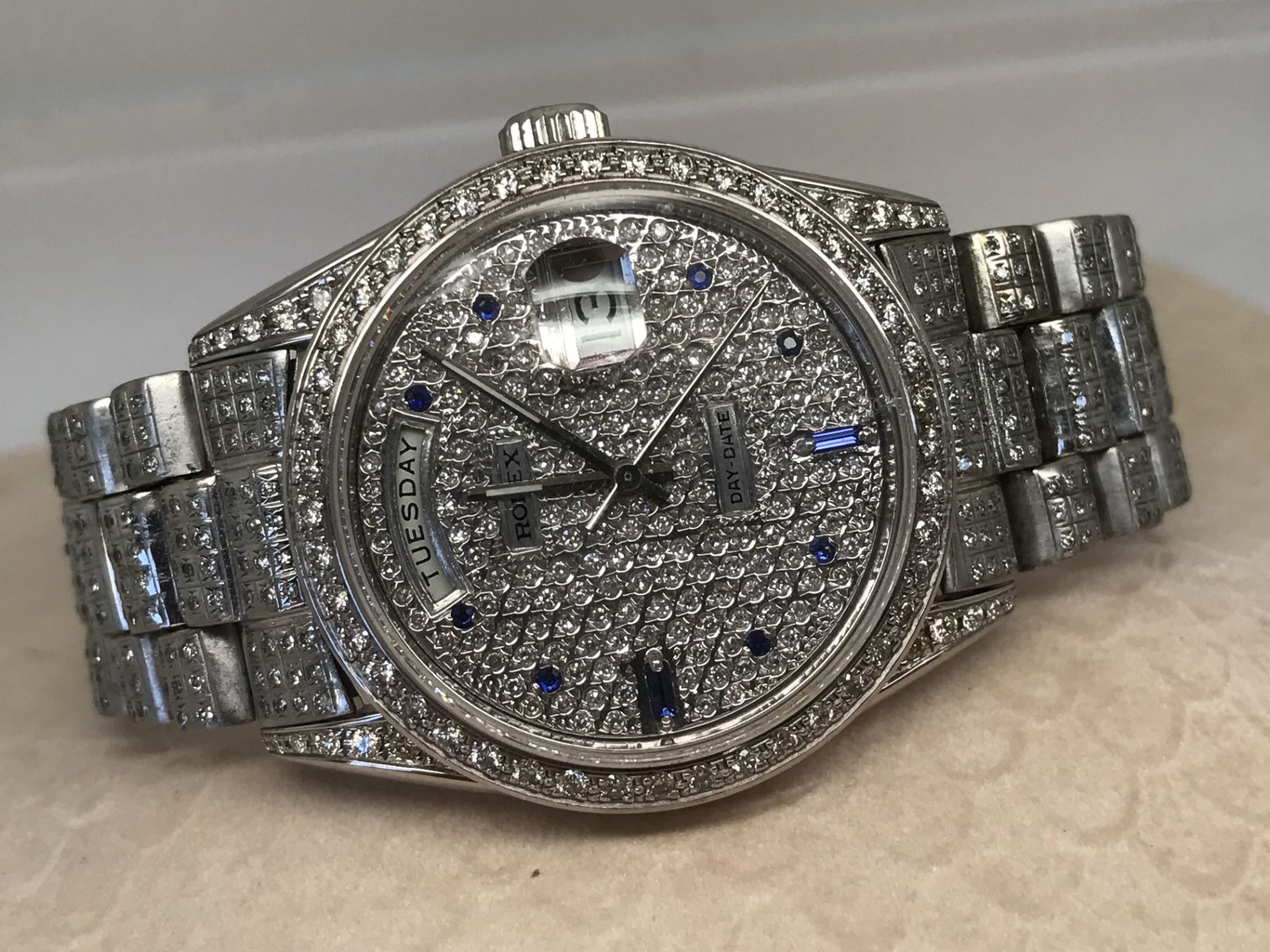 Mens Solid White Gold Diamond/ Sapphire Day-Date “Super President” Watch - Image 4 of 13