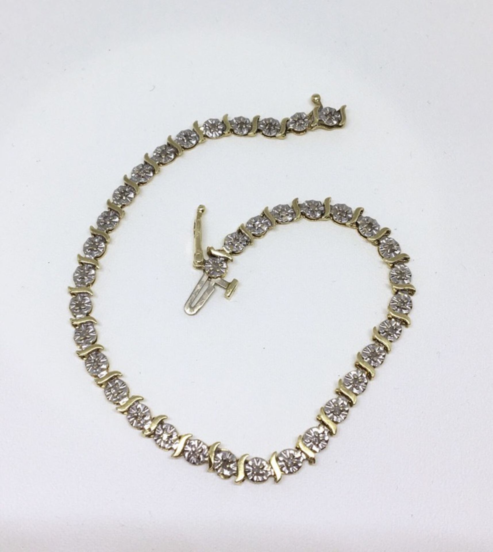 9ct GOLD DIAMOND BRACELET - Image 2 of 4