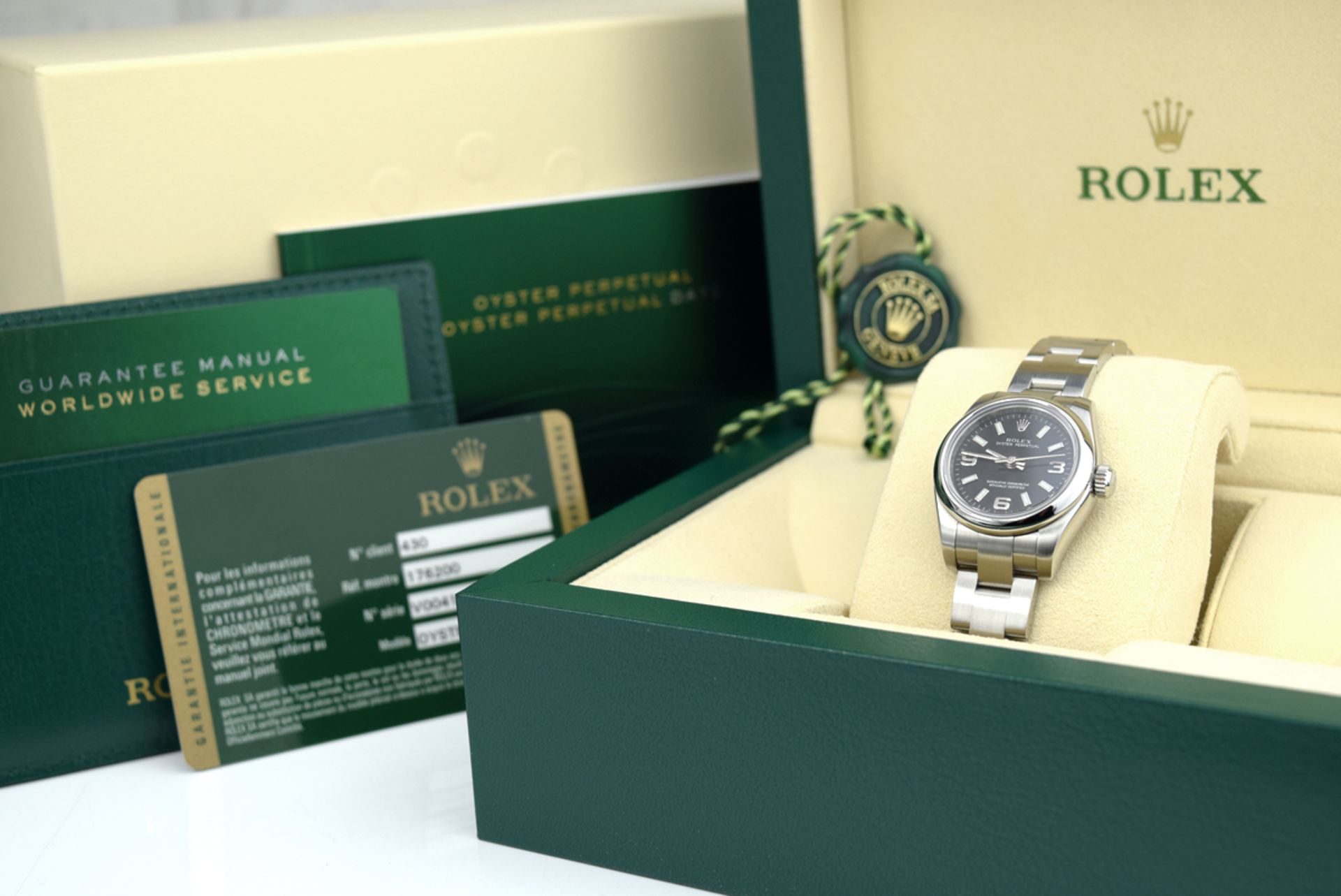 ROLEX - LADIES OYSTER PERPETUAL 26 - STEEL / MODEL. 176200) - Image 4 of 11