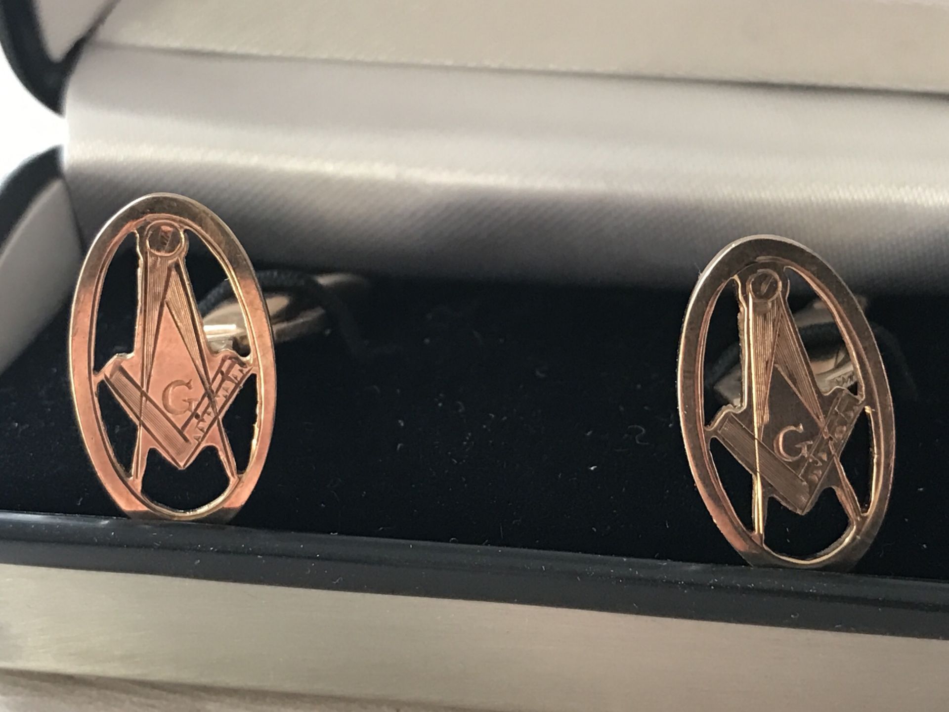 9ct GOLD MASONIC CUFFLINKS