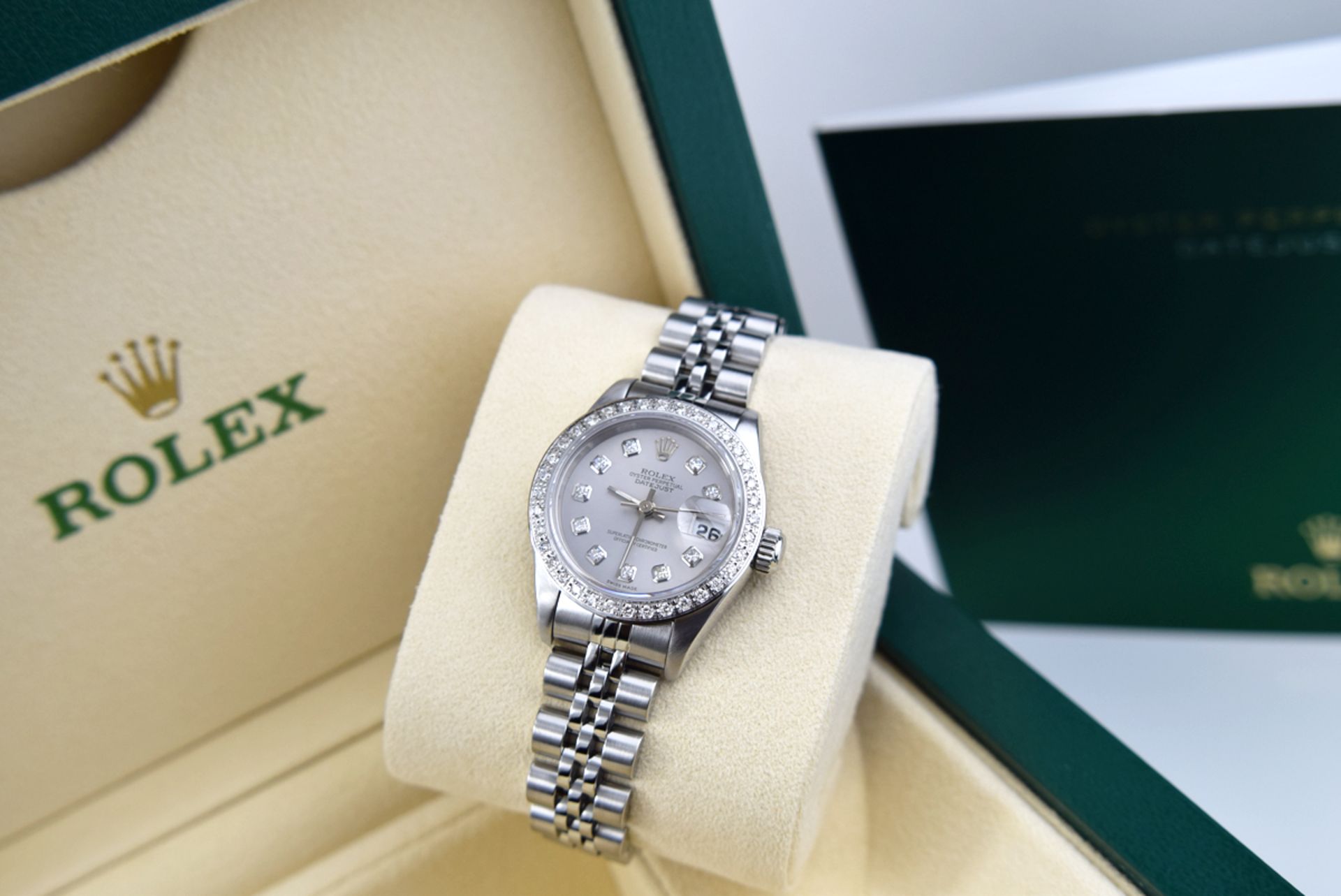 Rolex Steel & 18k White Gold *Diamond Encrusted* Lady DateJust with Silver Grey Diamond Dial - Image 4 of 12