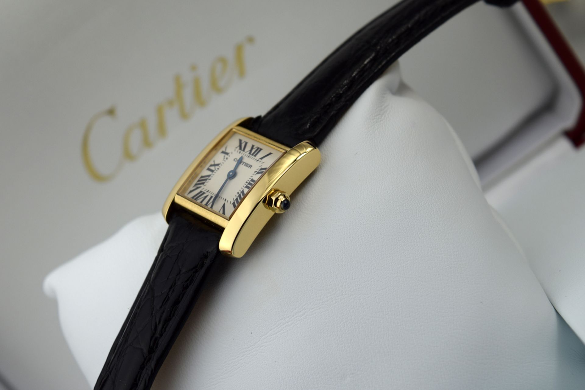 CARTIER TANK '2385' - 18K GOLD WITH BOX & DOCS. - Image 8 of 12