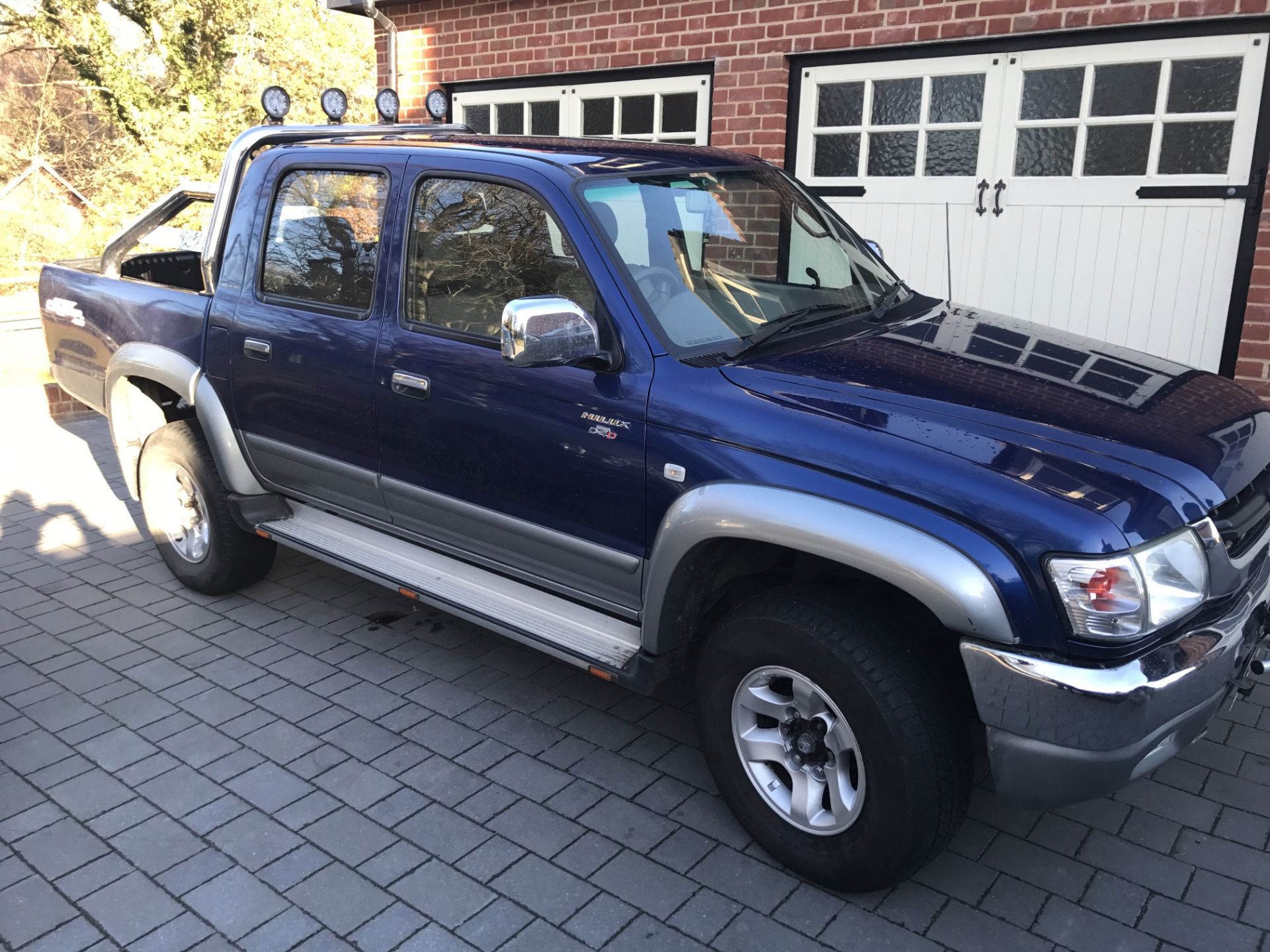 TOYOTA HILUX 3.0 D4D AUTO DOUBLE CAB TRUCK 2004 54 REG - NO VAT - Image 2 of 22