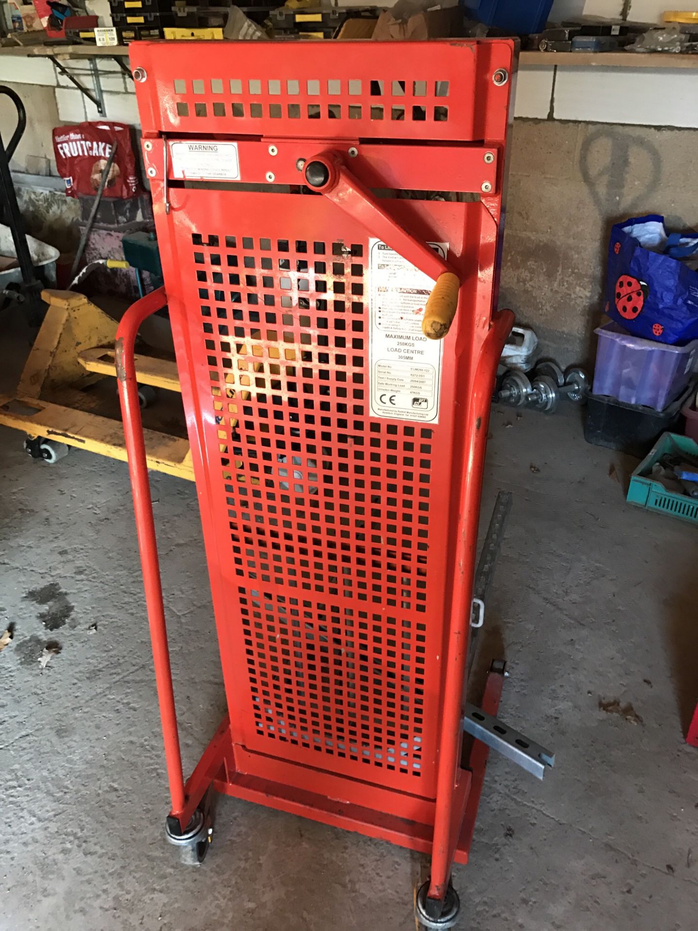 EZI LIFT LOADER - NO VAT