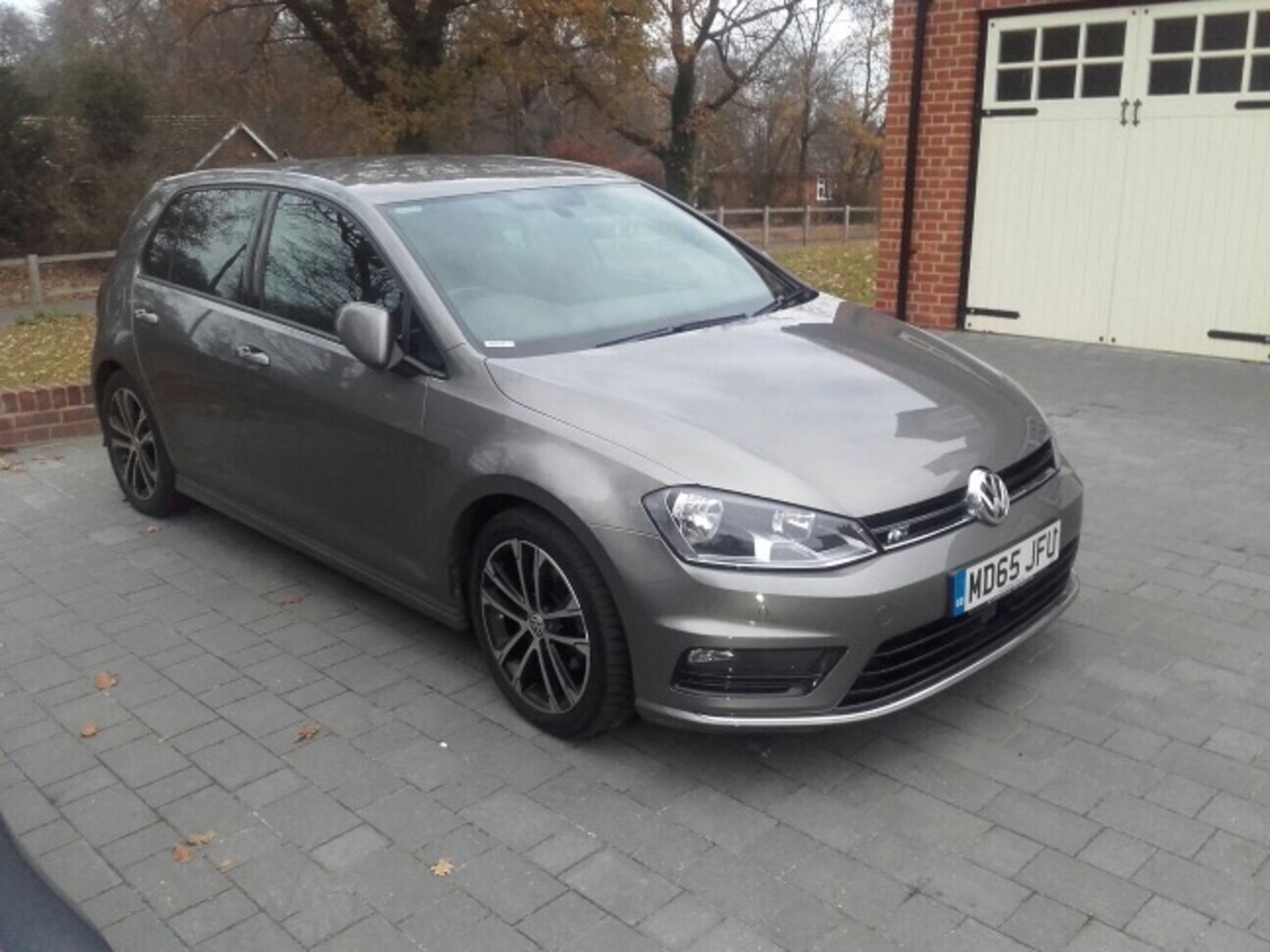 2015 65 REG GOLF 2.0 TDI R-LINE - Image 3 of 11