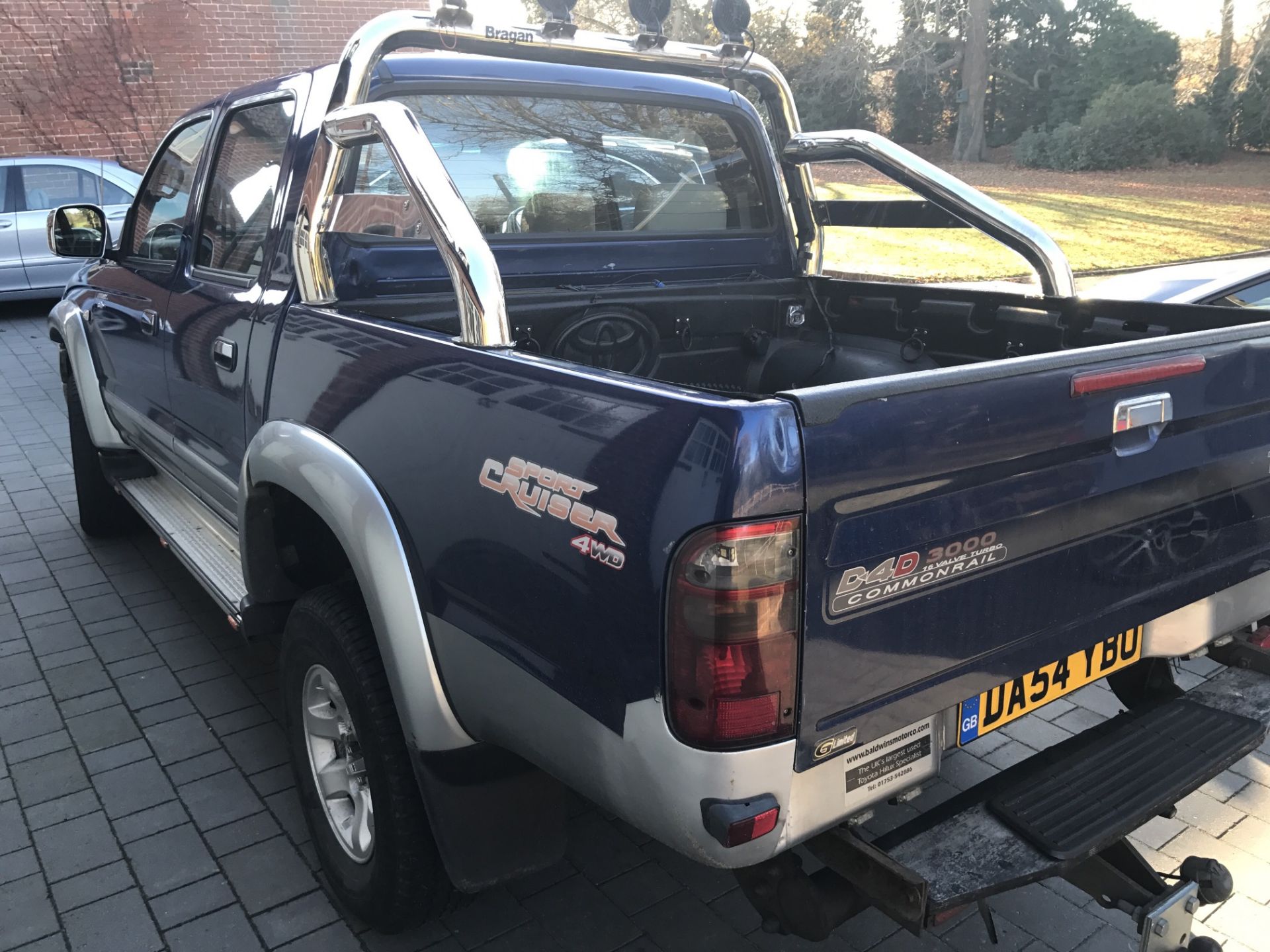 TOYOTA HILUX 3.0 D4D AUTO DOUBLE CAB TRUCK 2004 54 REG - NO VAT - Image 5 of 22