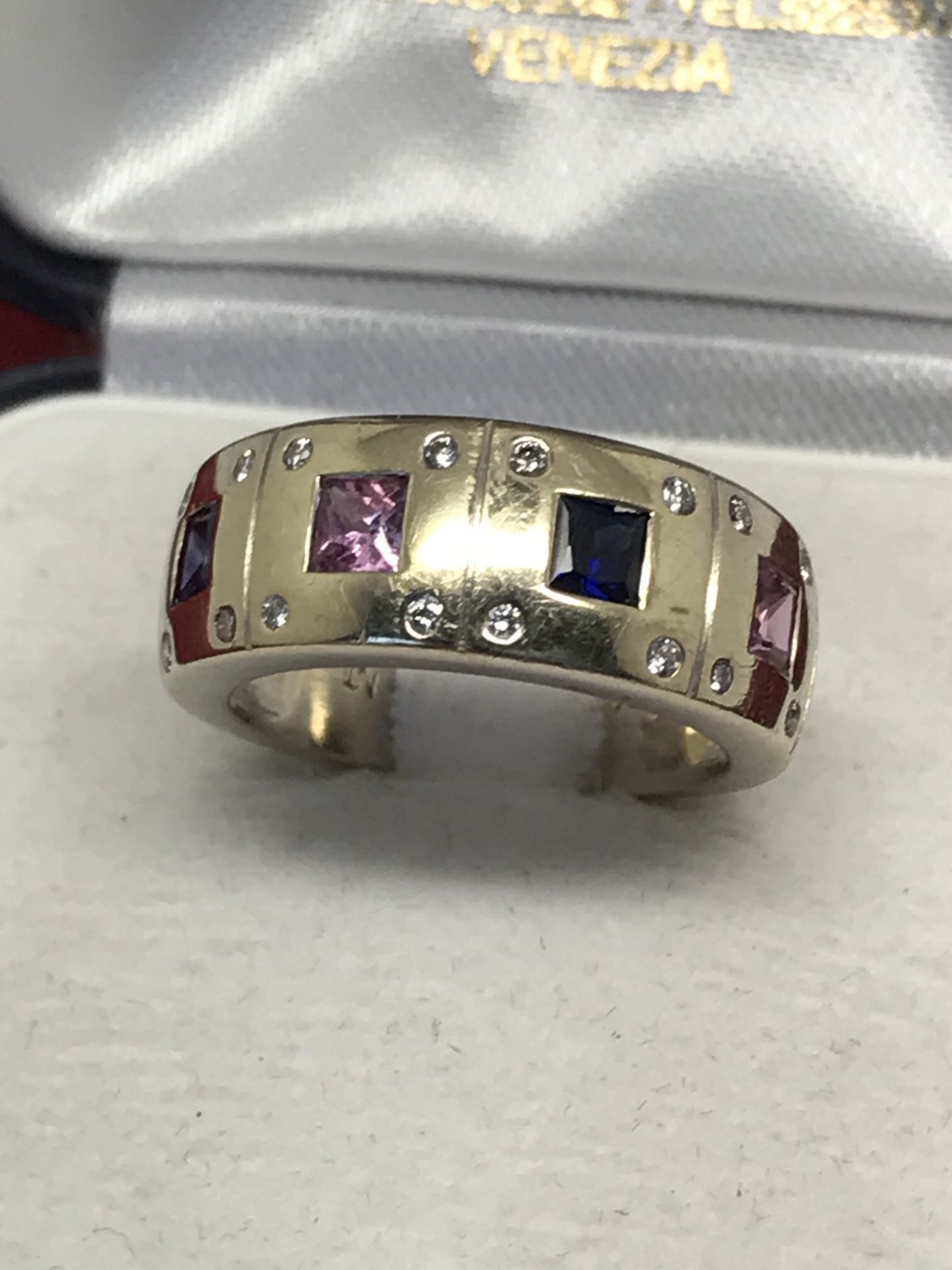 PINK/BLUE SAPPHIRE 18ct GOLD RING