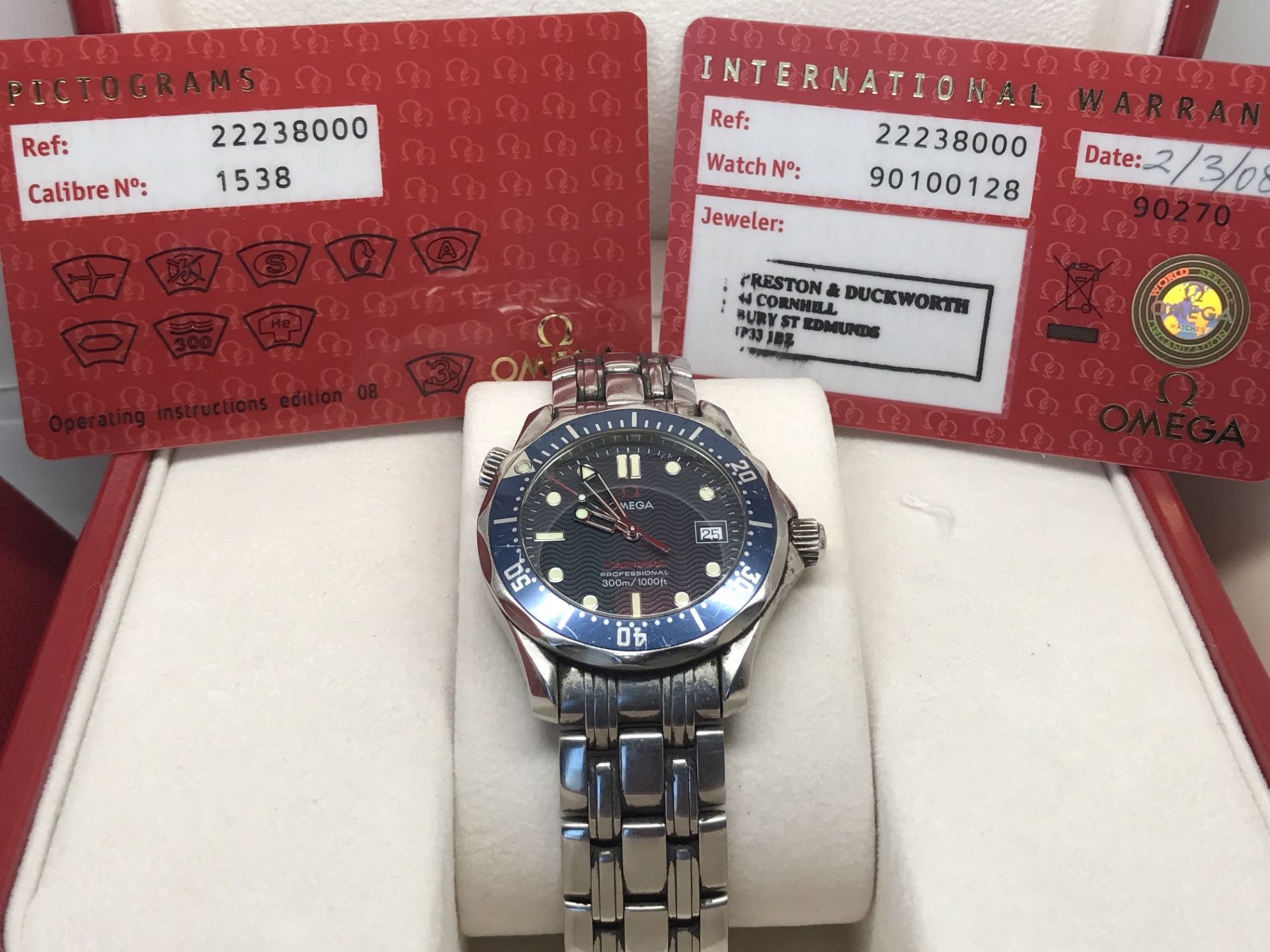 GENTS OMEGA SEAMASTER WITH BOX + CARDS - Image 5 of 8