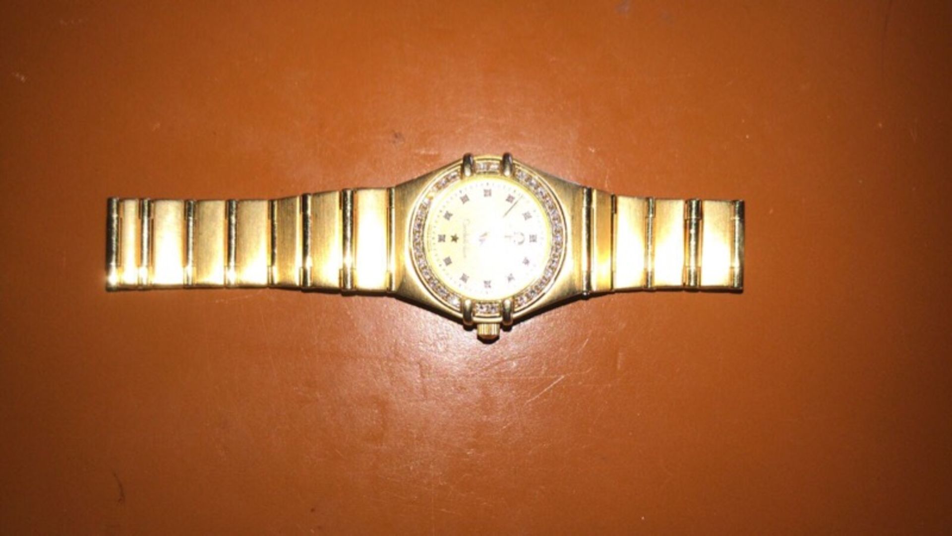 18k GOLD OMEGA WITH DIAMONDS - Image 3 of 4