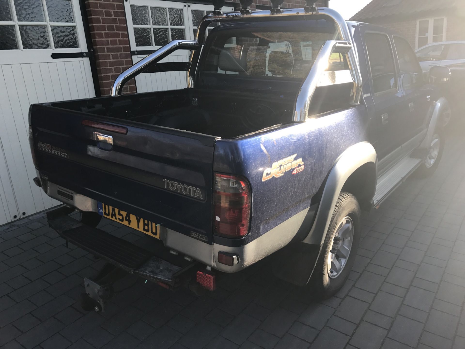 TOYOTA HILUX 3.0 D4D AUTO DOUBLE CAB TRUCK 2004 54 REG - NO VAT - Image 11 of 22