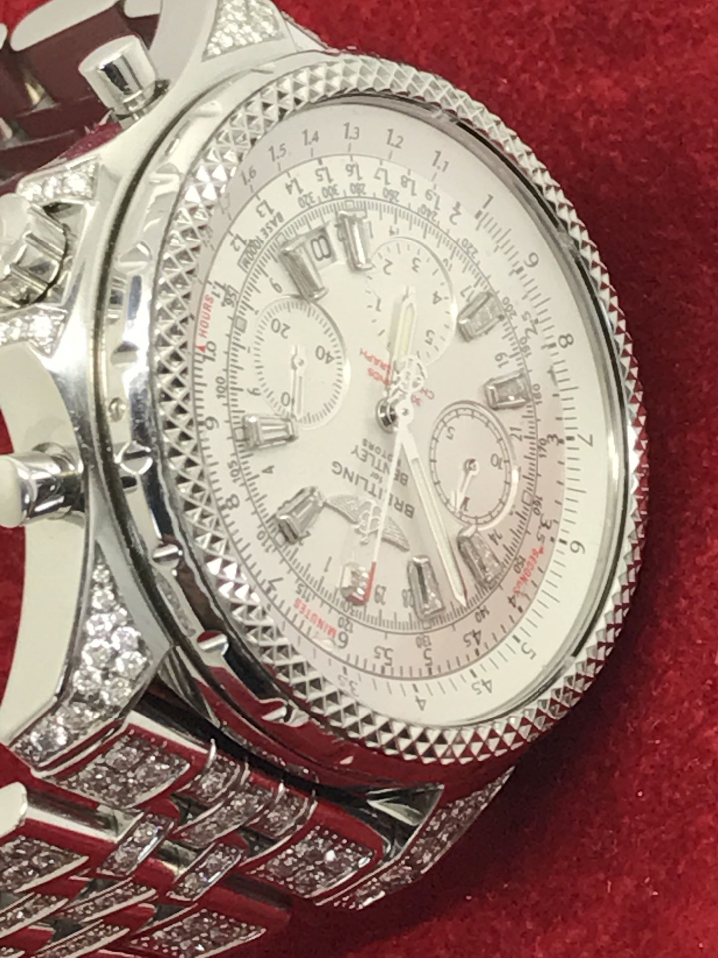 BREITLING FOR BENTLEY DIAMOND SET WATCH + BOX - Image 6 of 19