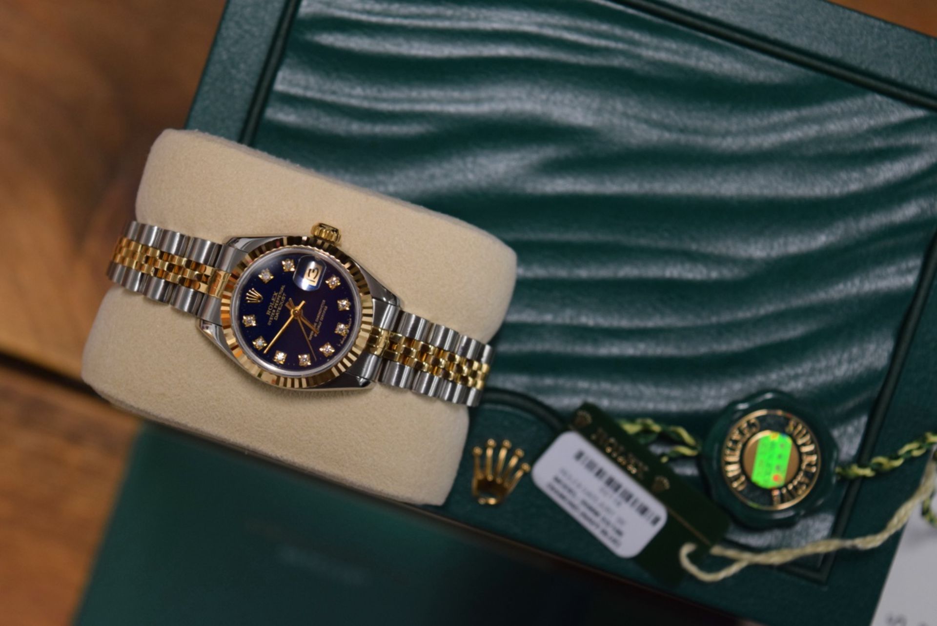 ♥ Gorgeous 18k/ Steel Rolex Lady DateJust - Navy Blue Diamond - Image 4 of 7