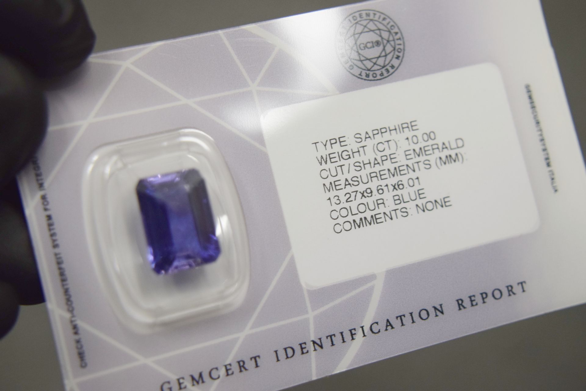 10.00CT BLUE SAPPHIRE - GCIR SEALED