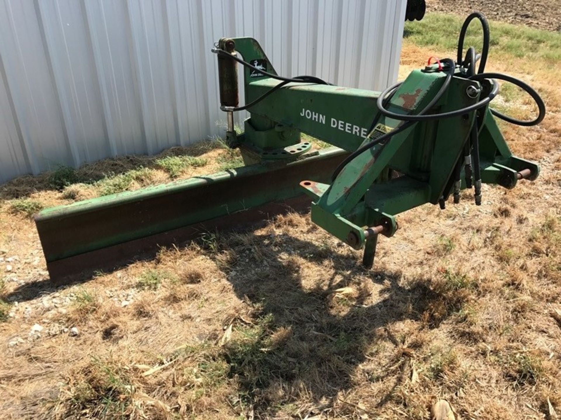 3045John Deere 3pt 10' Hydraulic Straight Blade