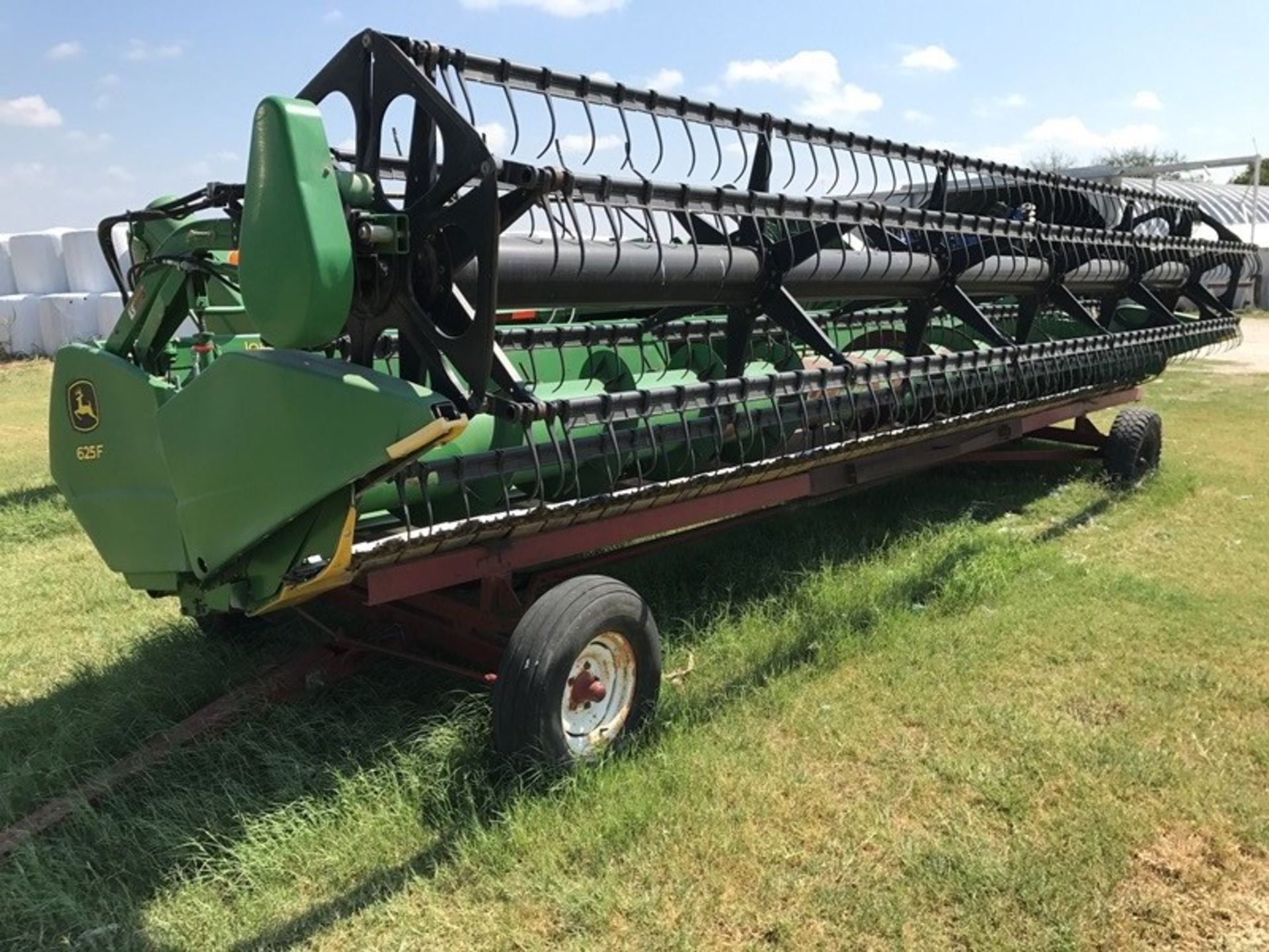 John Deere 625F Hydraflex Platform Head w/Trailer - Image 2 of 2