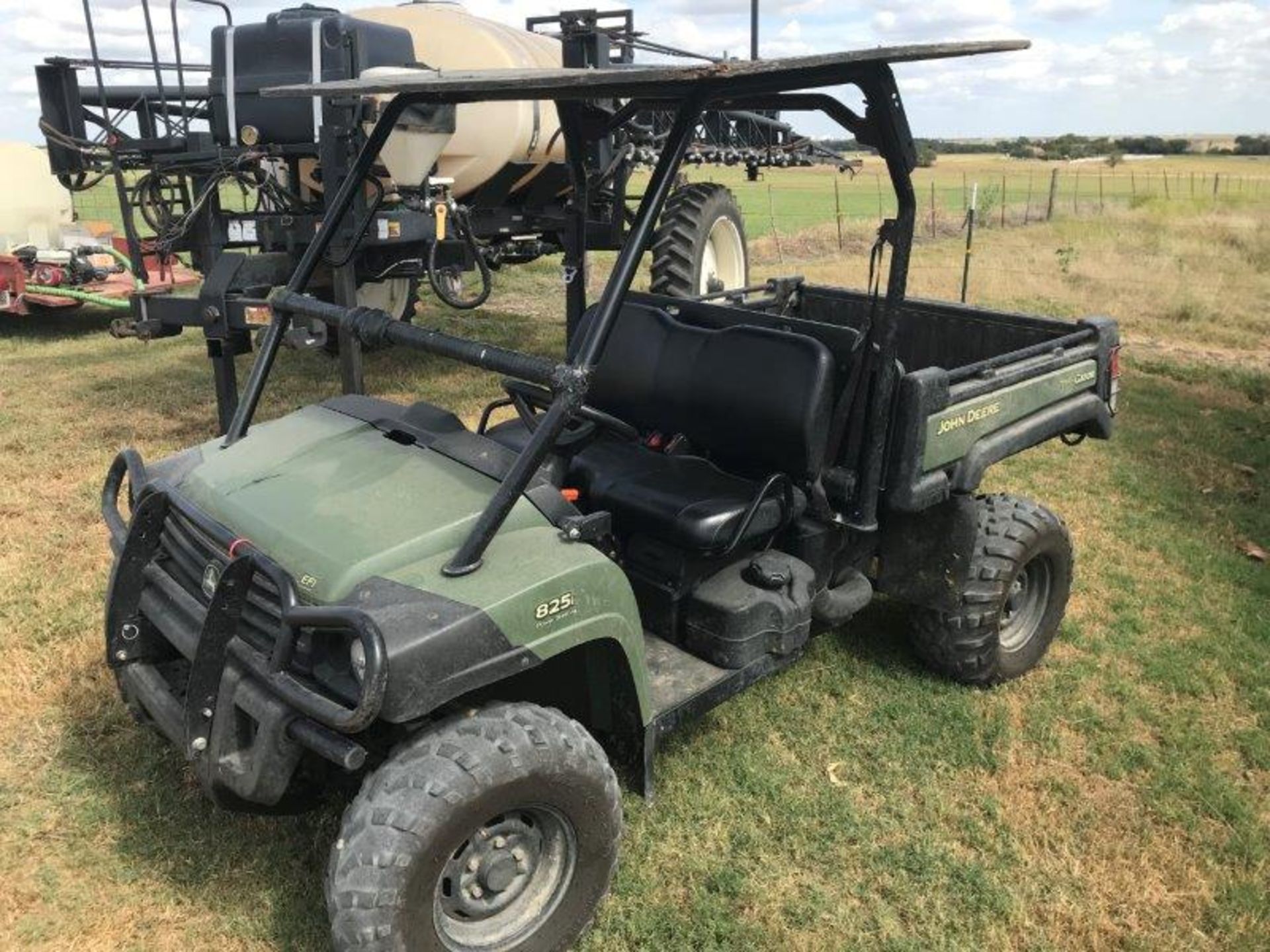 John Deere 825i Power Steering 4x4, 1479hrs