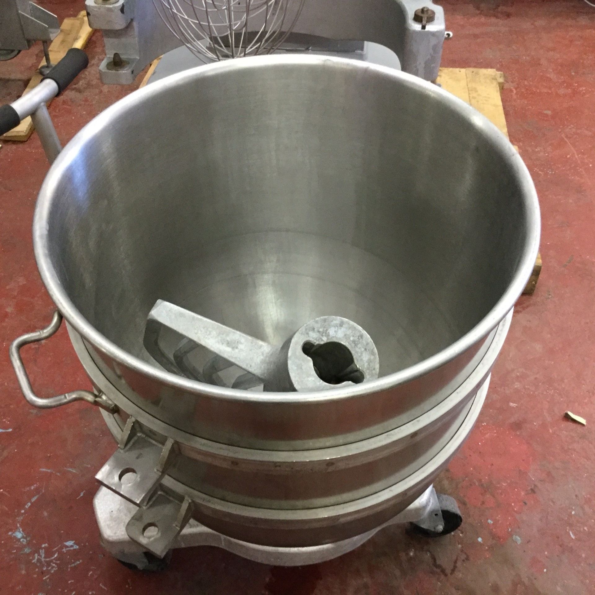 HOBART 140 QT MIXER - Image 5 of 5