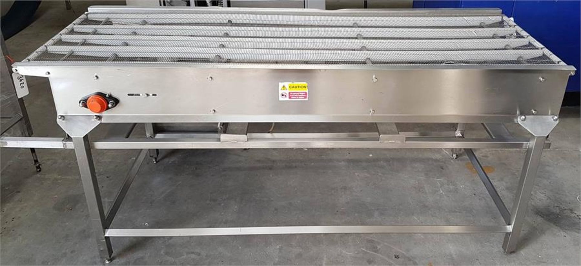 WIRE MESH CONVEYOR