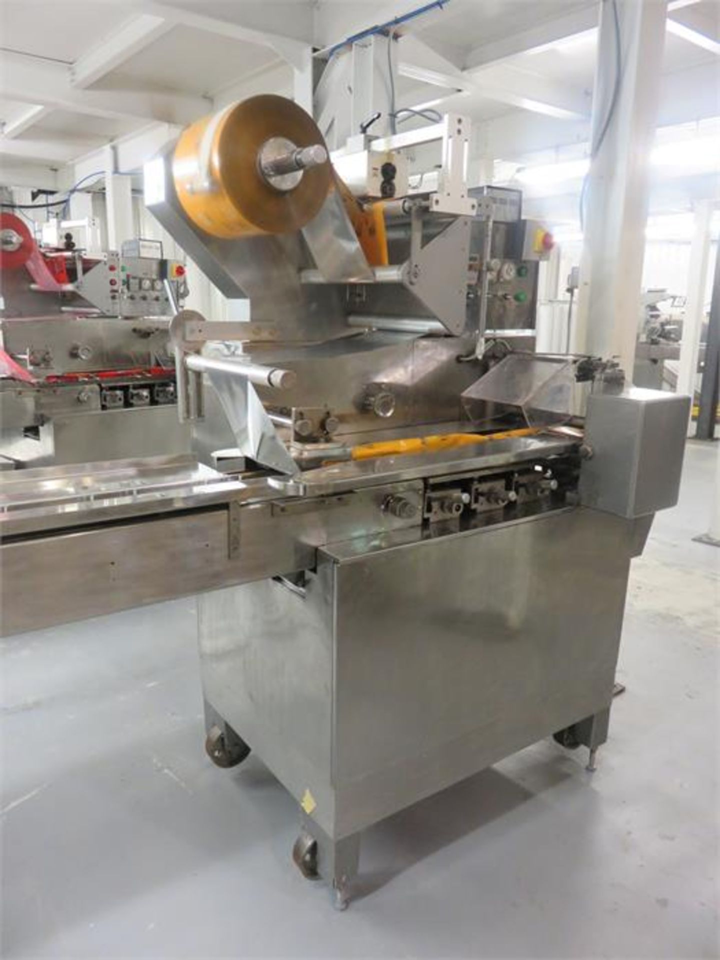 BISCUIT PACKING MACHINE - Image 12 of 38