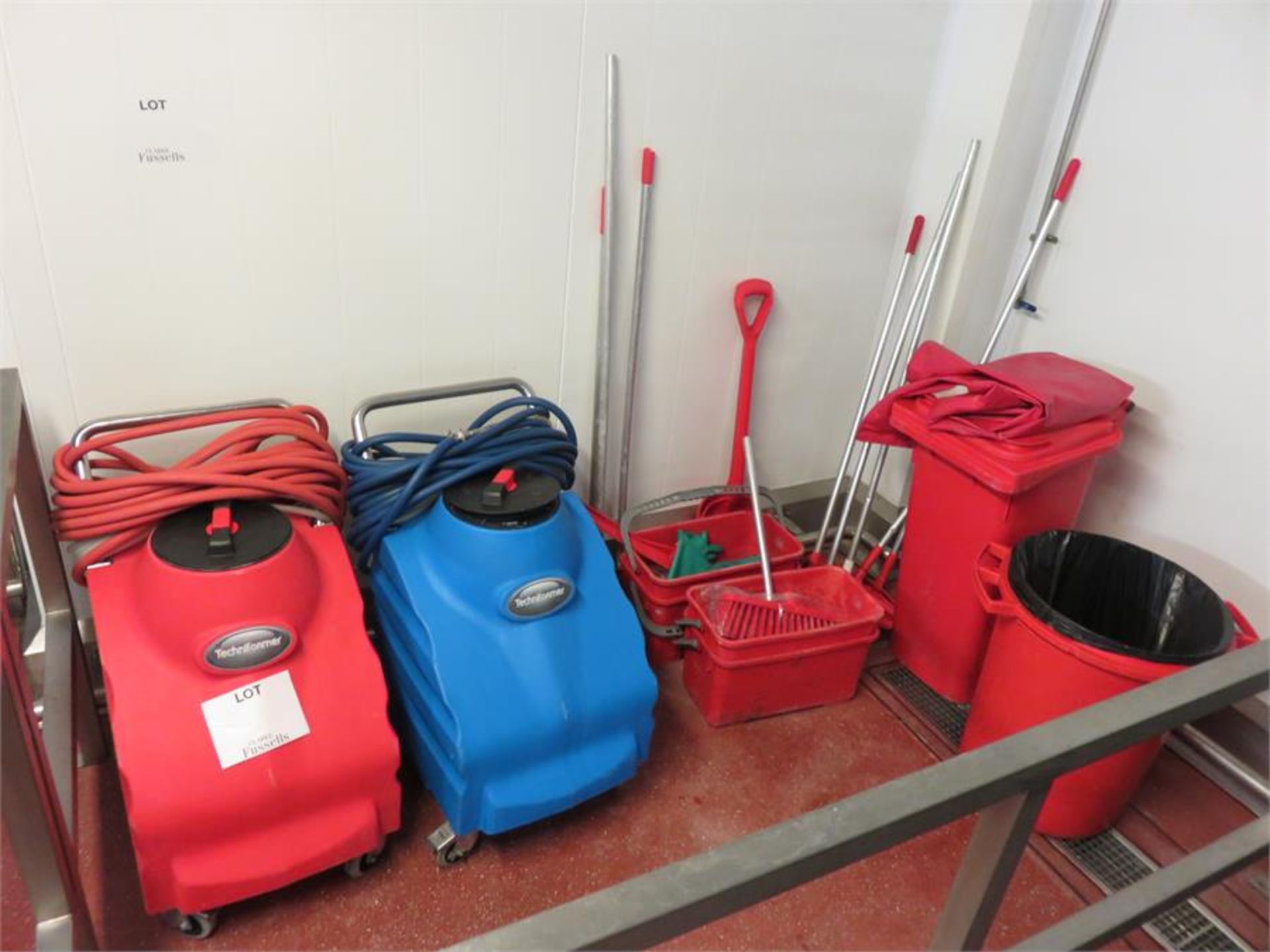 VARIOUS HYGIENE EQUIPMENT - Image 4 of 4