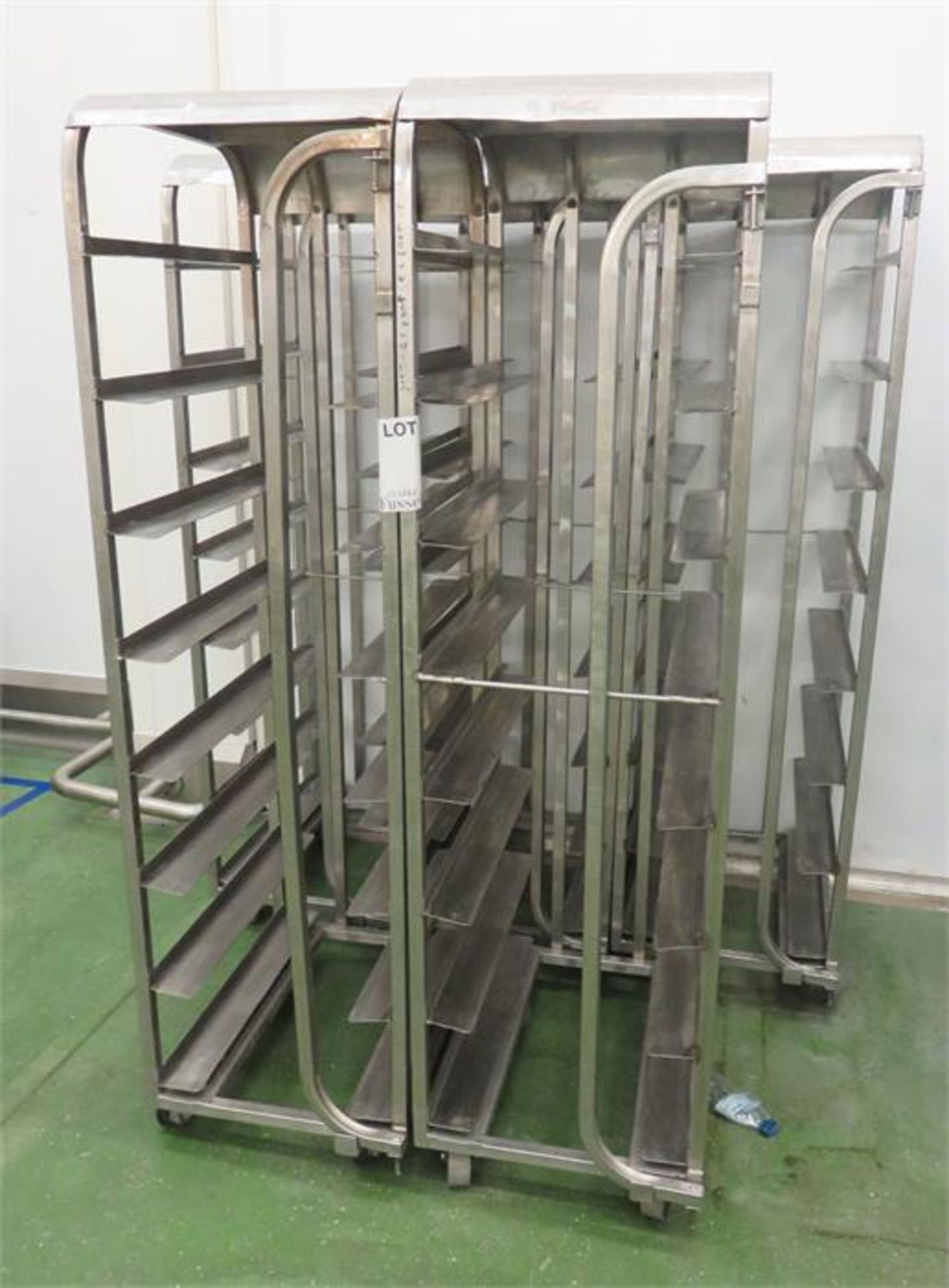 PORTABLE TRAY RACKS