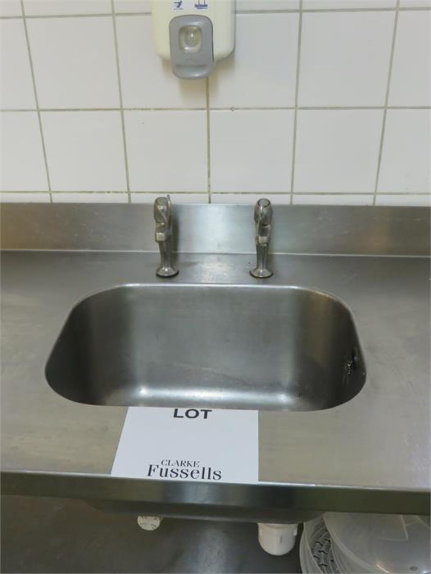 S/S SINK AND TABLE