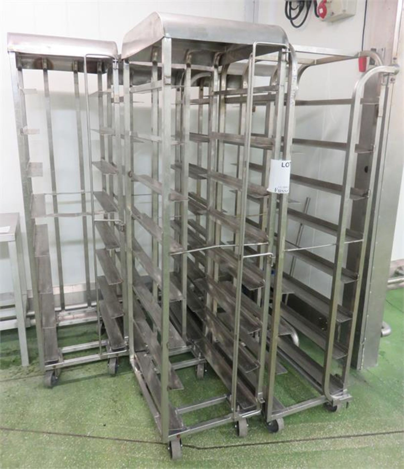 PORTABLE TRAY RACKS - Image 3 of 3