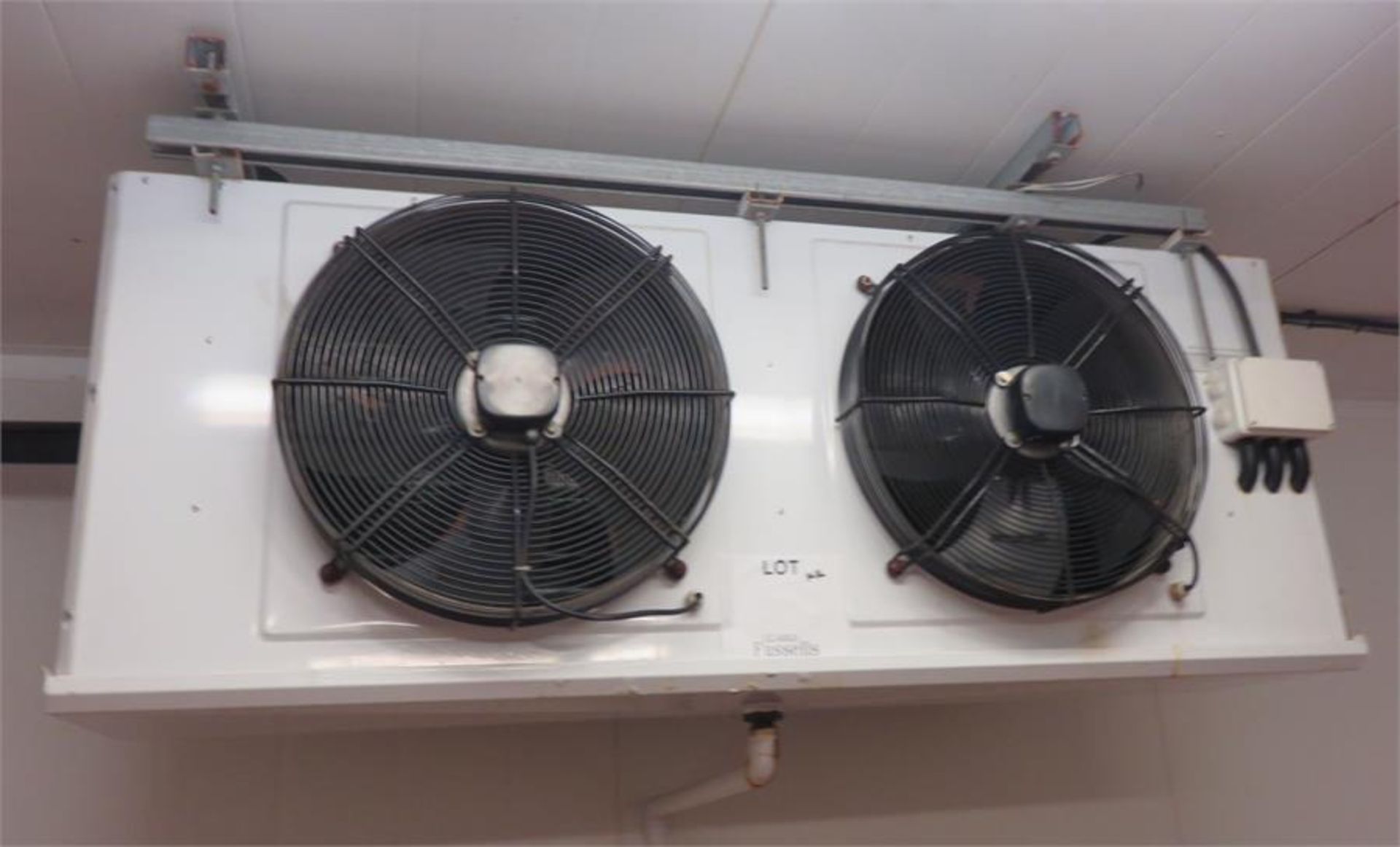 FAN EVAPORATORS AND CONDENSERS - Image 2 of 8