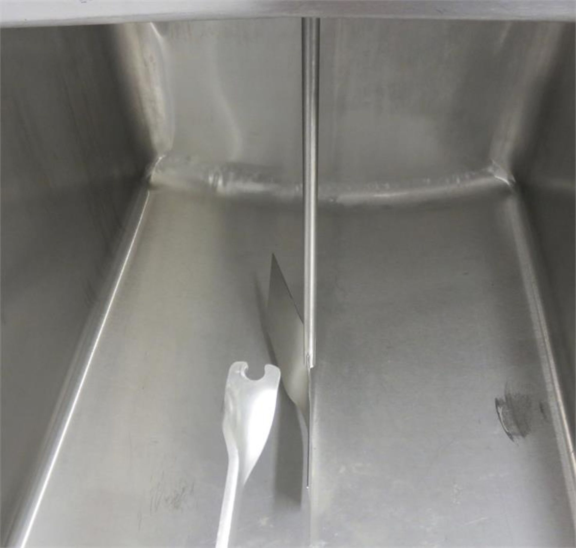 REFRIGERATED MIXING TANK - Image 6 of 7