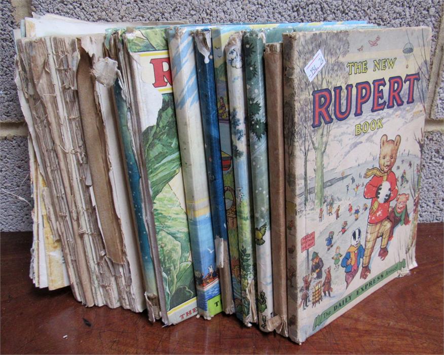 Seventeen vintage Rupert Annuals (examine)