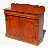 A Victorian mahogany chiffonier with single frieze drawer above two doors, on plinth base, 107cm (