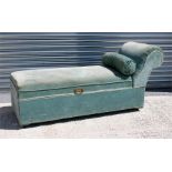 An early 20th century blue velvet upholstered daybed or ottoman, 163cm (64ins) wide.