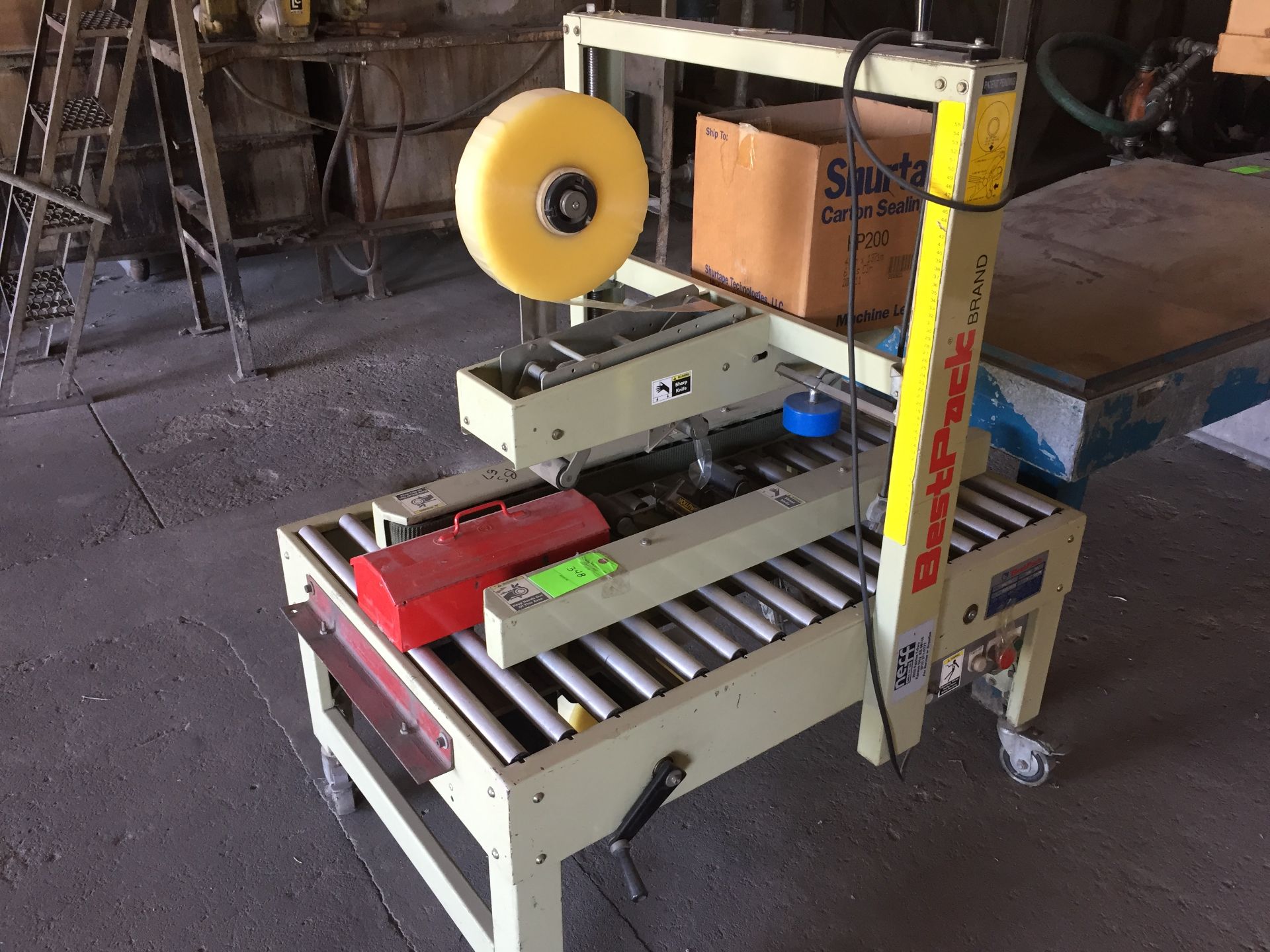 BEST PACK TAPING MACHINE - Image 3 of 3