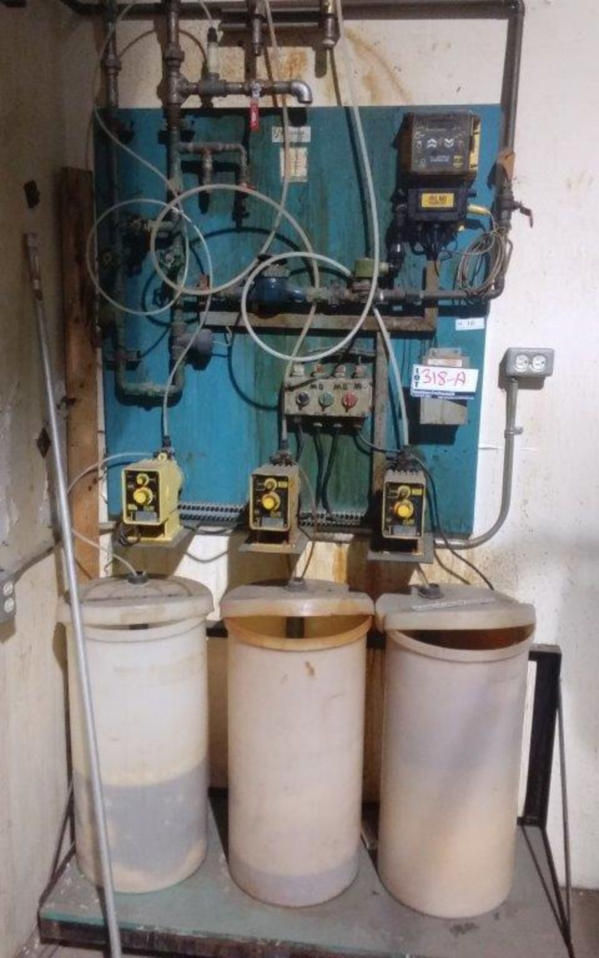 Chemical dosing pumps/ens de pompes dosseur pour chimique