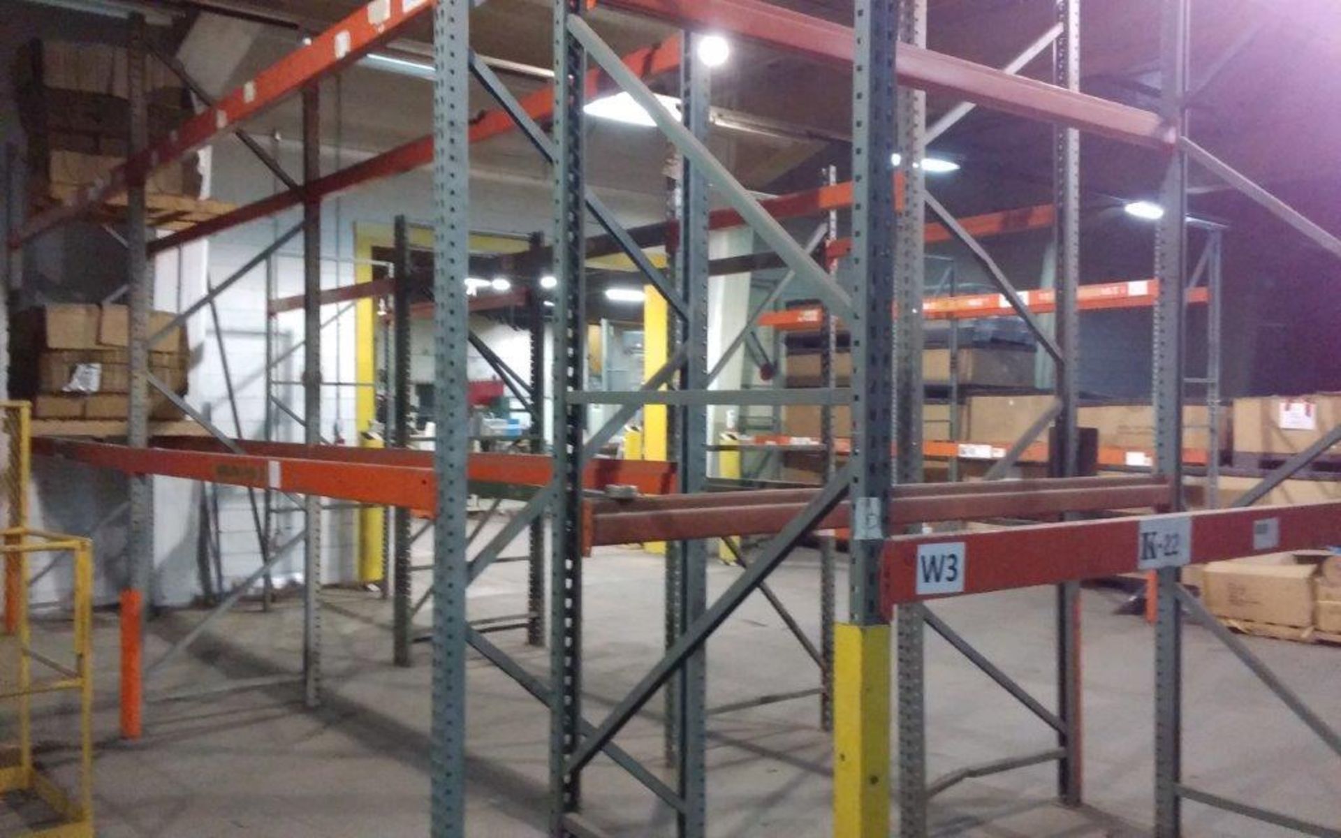 racking-8 sections, (13 uprights, 32 crossbeams) - Image 2 of 3