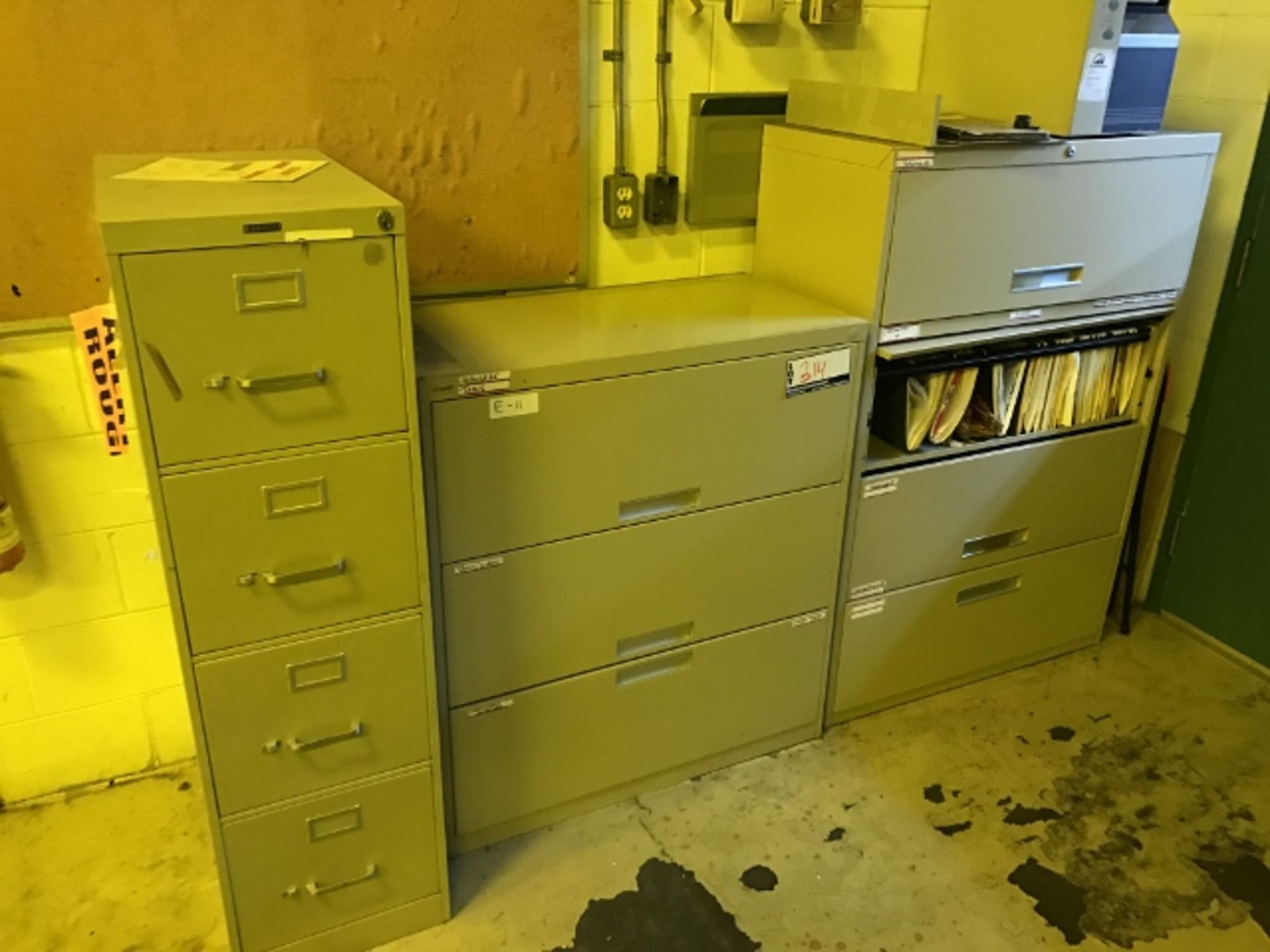 filing cabinets/classeurs-3pcs