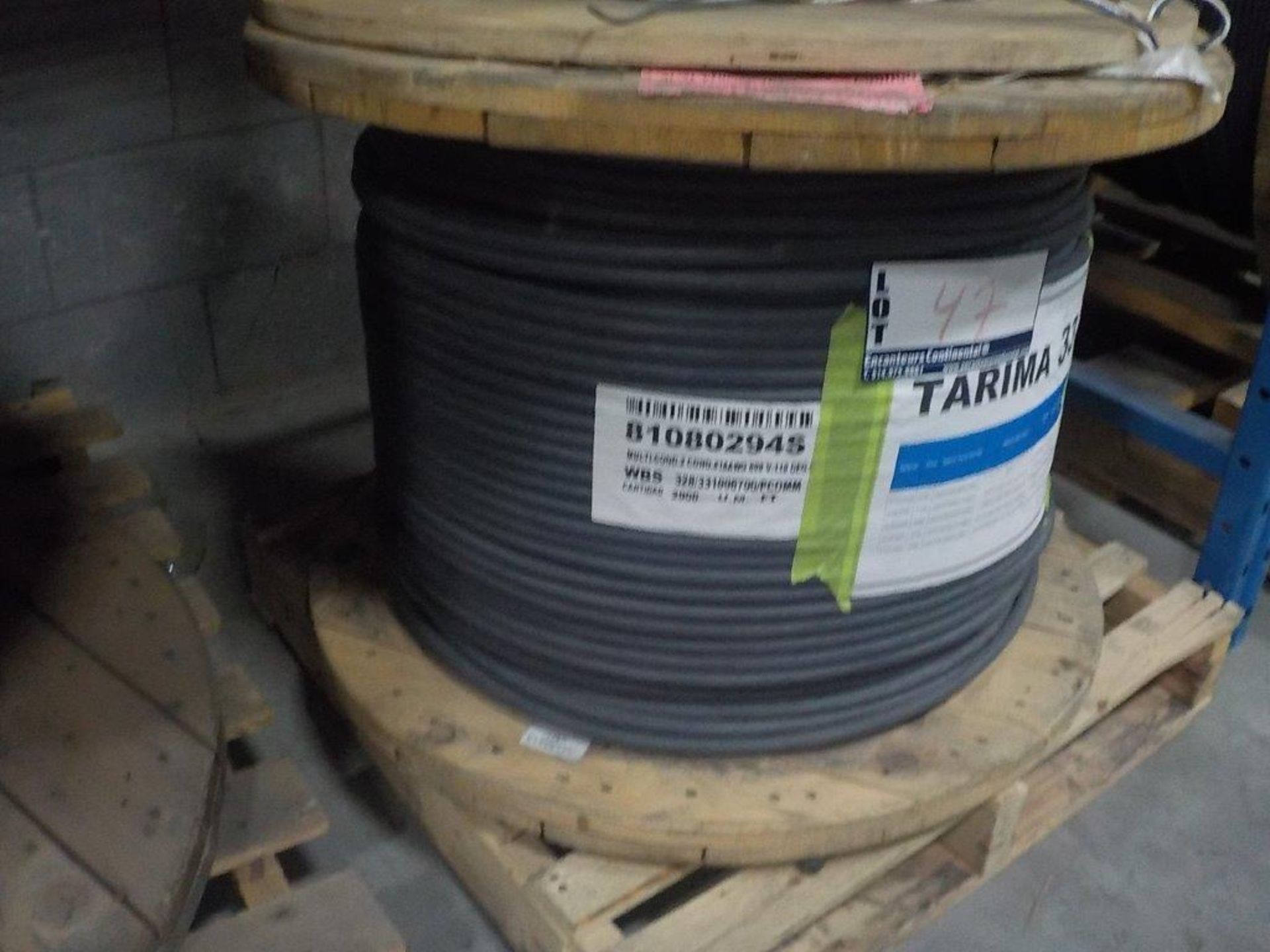 lot: wire / fils: multiconductor, 2-18 AWG, 600V, (2,000')