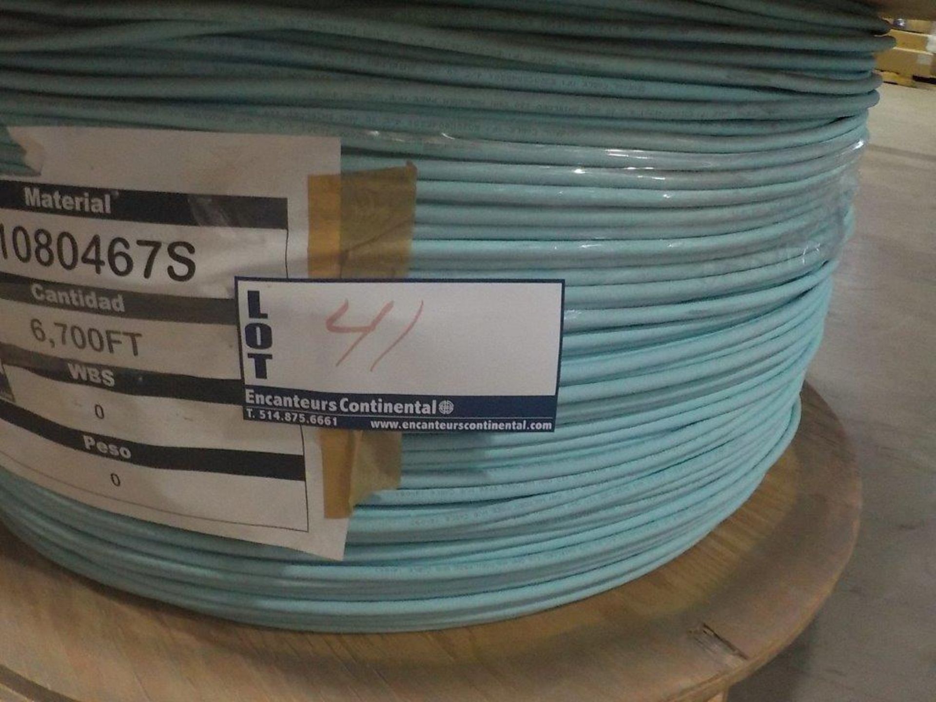 lot: wire / fils: # 4/C 20 AWG, 1,000V, 120 ohm (6,700') - Image 2 of 2