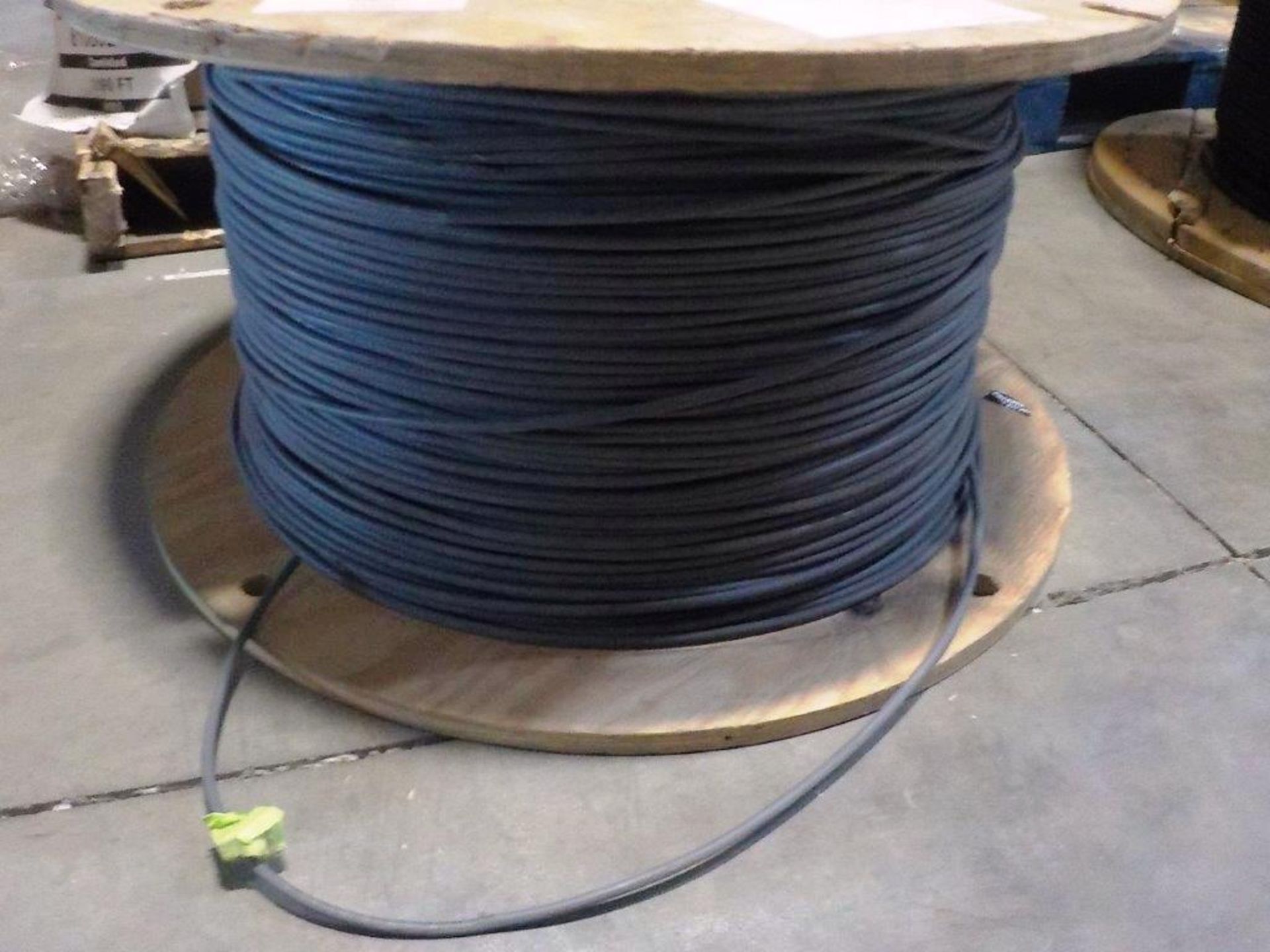 lot: wire / fils: # 6 AWG, 2 KV POLYRAD (4,800')