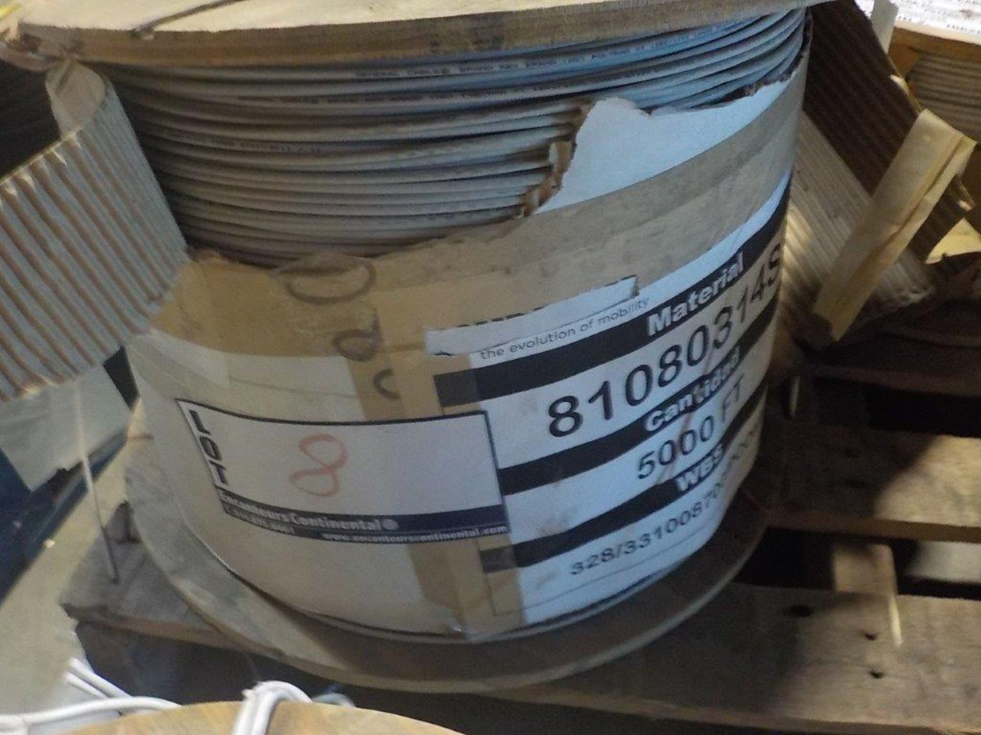 lot: wire / fils: # 14 AWG 2KV Polyrad Gray (5,000')