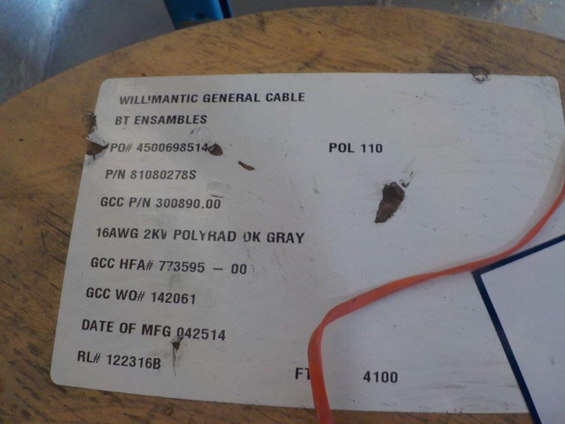 lot: wire / fils: # 16 AWG, 2,000V, (4,100') - Image 3 of 3