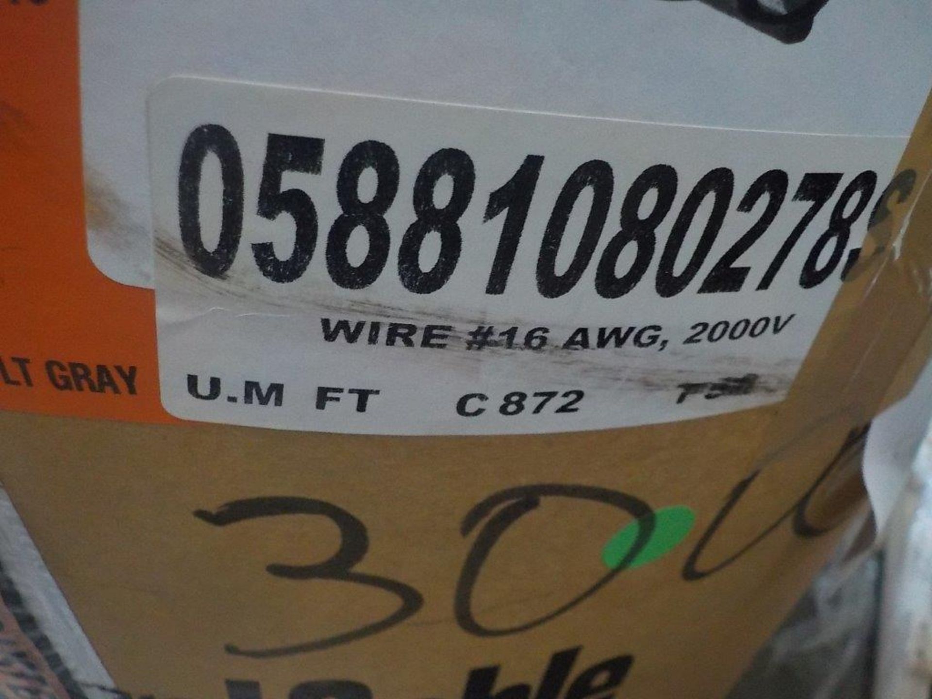 lot: wire / fils: # 16 AWG, 2,000V (3,000') - Image 3 of 4