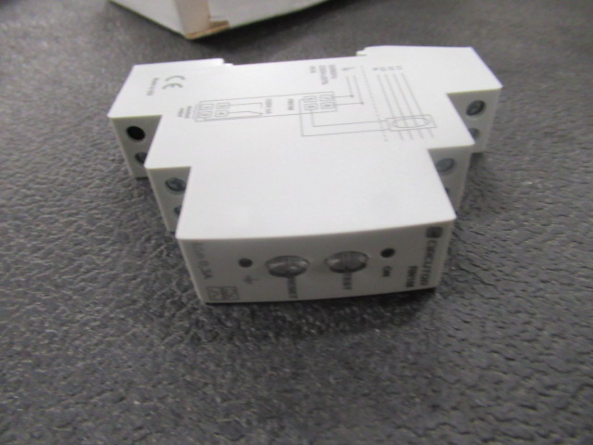 LOT: 6pcs GROUND FAULT RELAY - Image 4 of 5