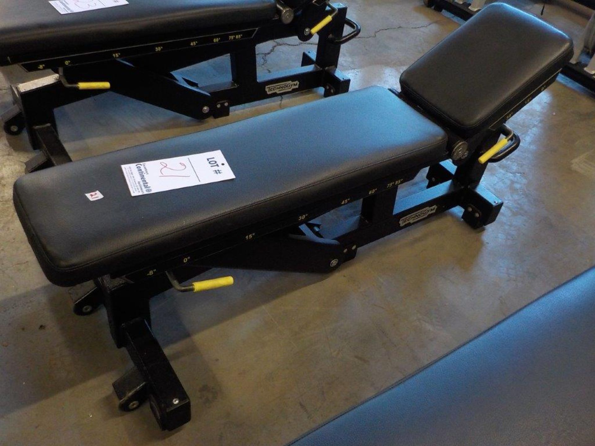 PureStrength PG04-NBV000 ADJUSTABLE BENCH