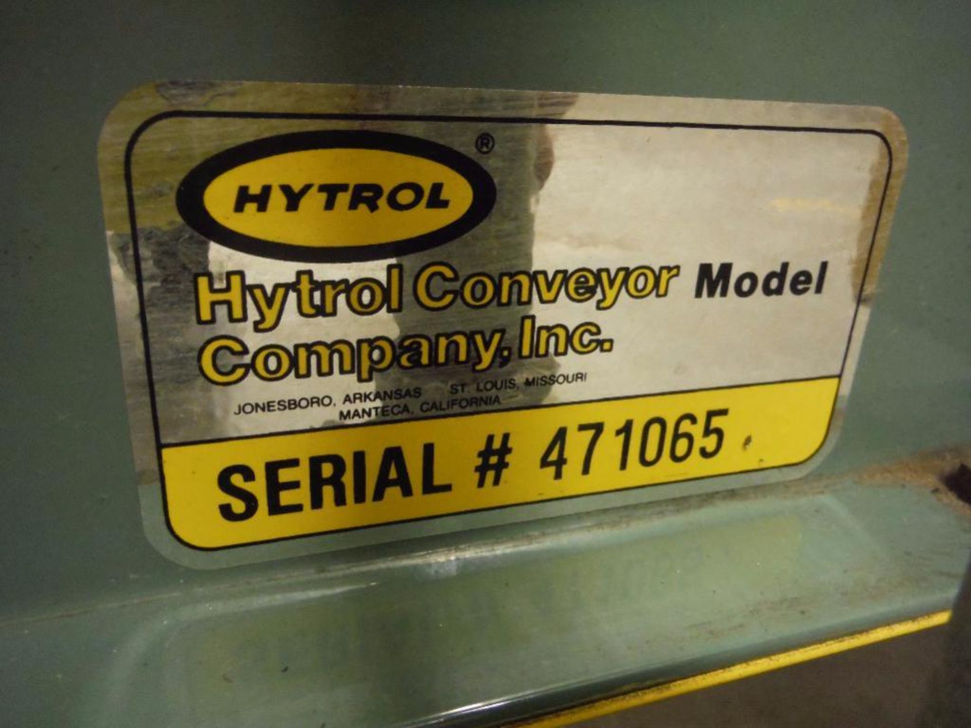 Hytrol 45 degree powered roller conveyor, 27 ft. long x 15 in. wide, motor and drive, mild steel - Image 5 of 5