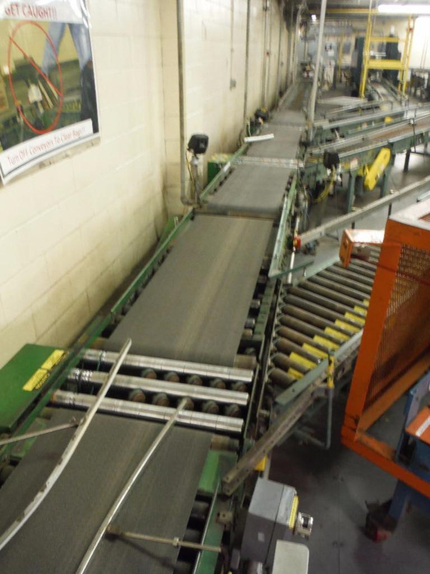 Uniflo rubber belt conveyor, 32 ft. long x 18 in. wide, with (3) 45 degree power turners, with - Image 2 of 11